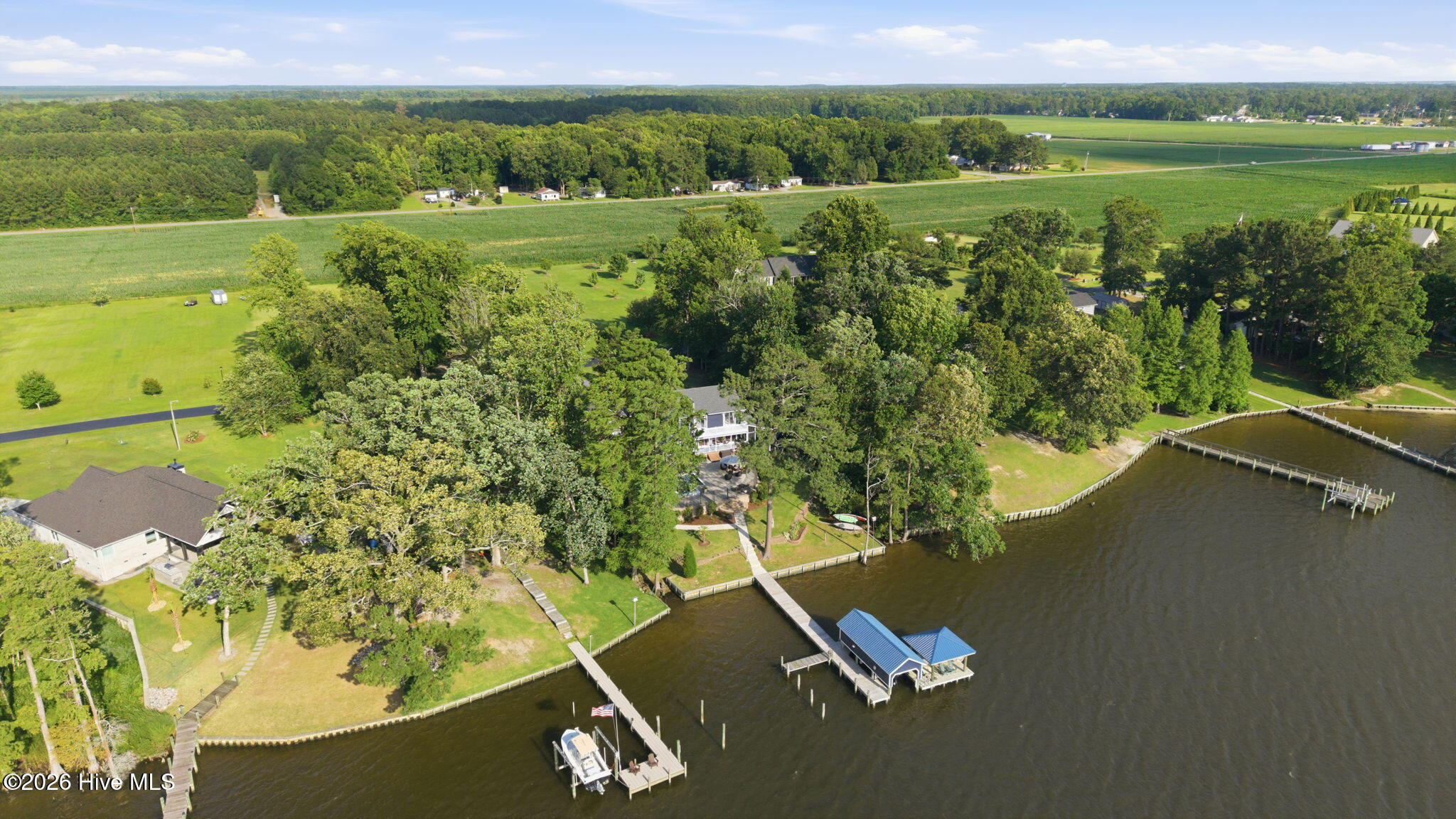 main property photo 15