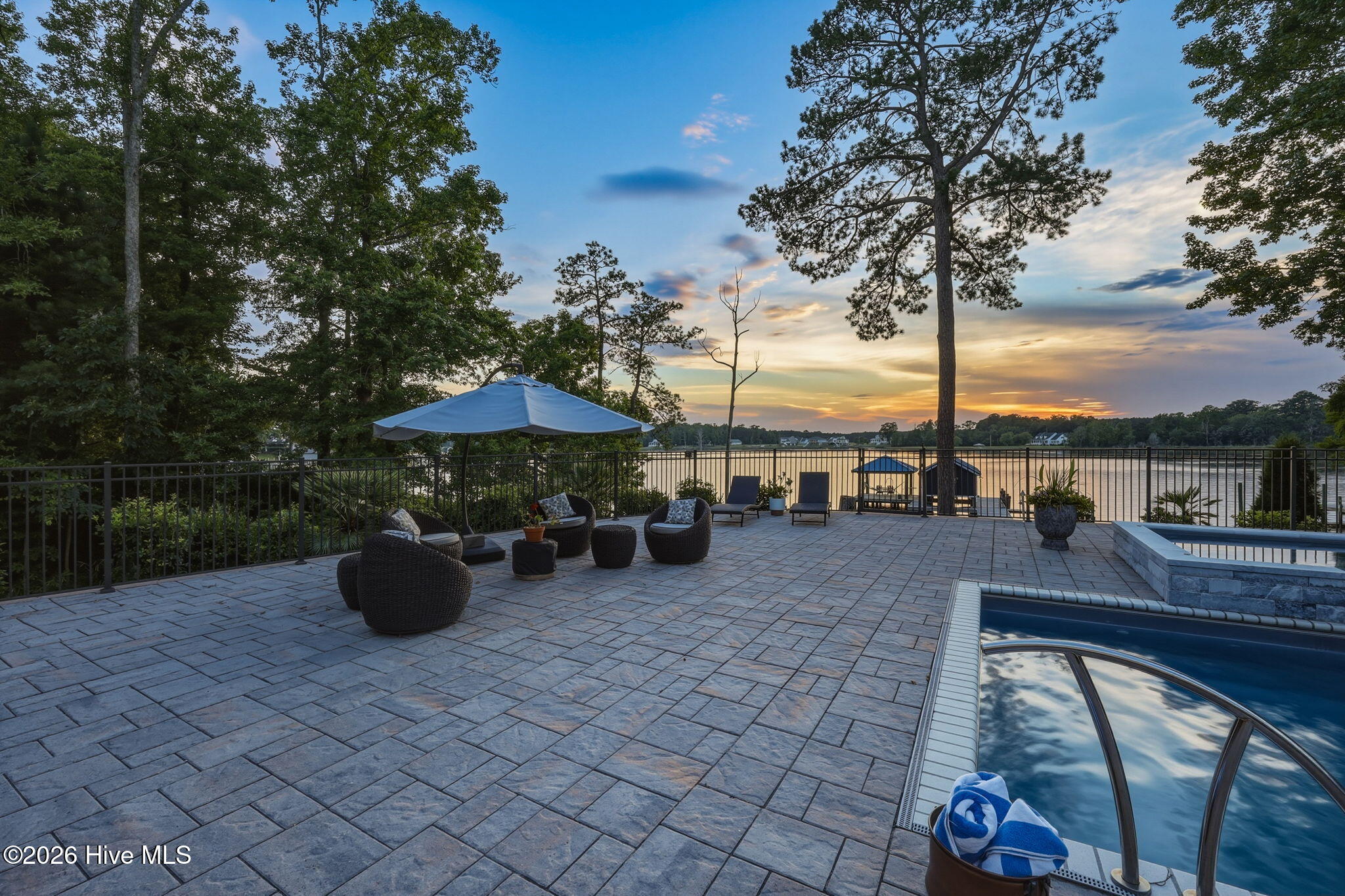 main property photo 59