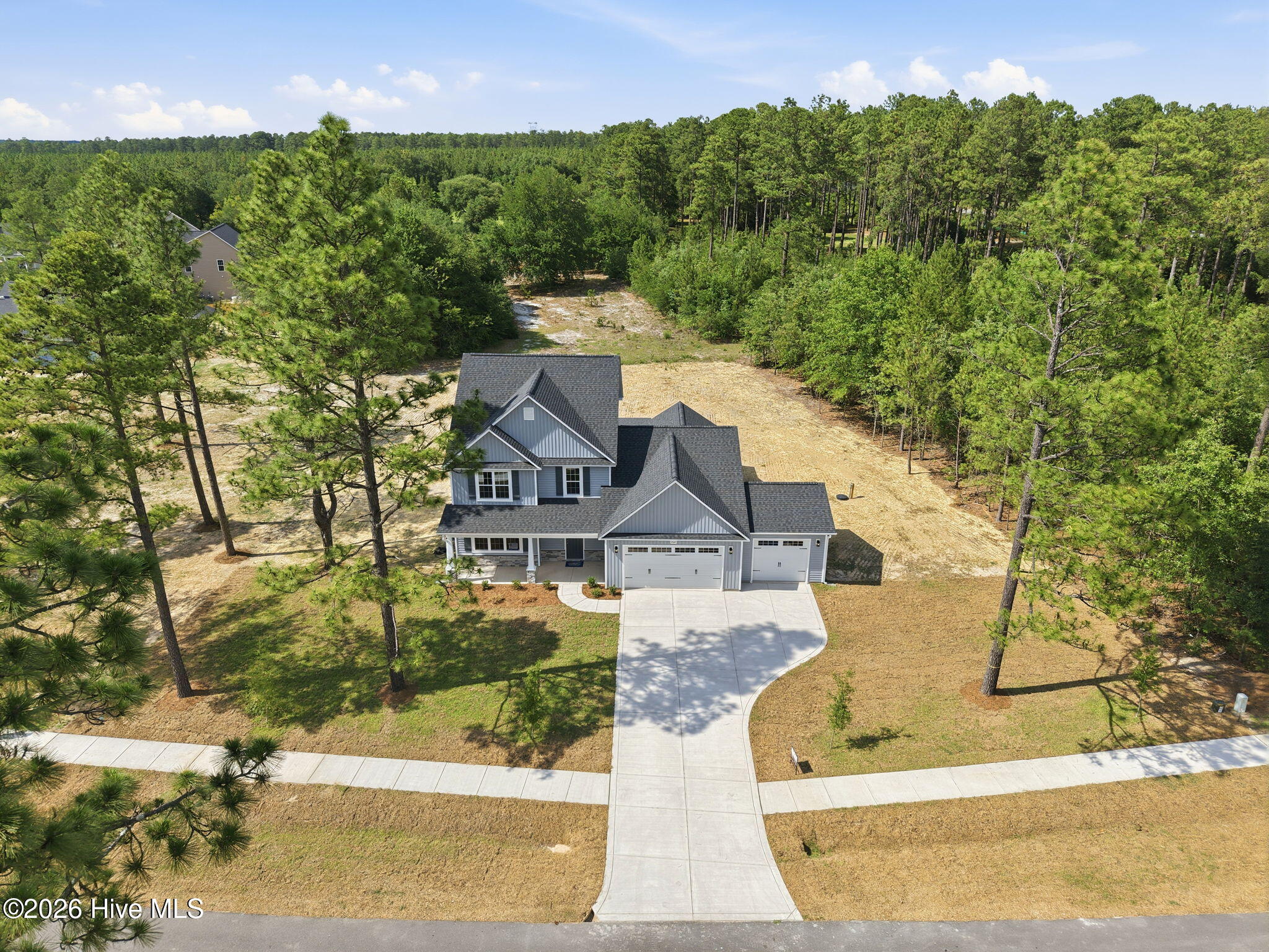 main property photo 6
