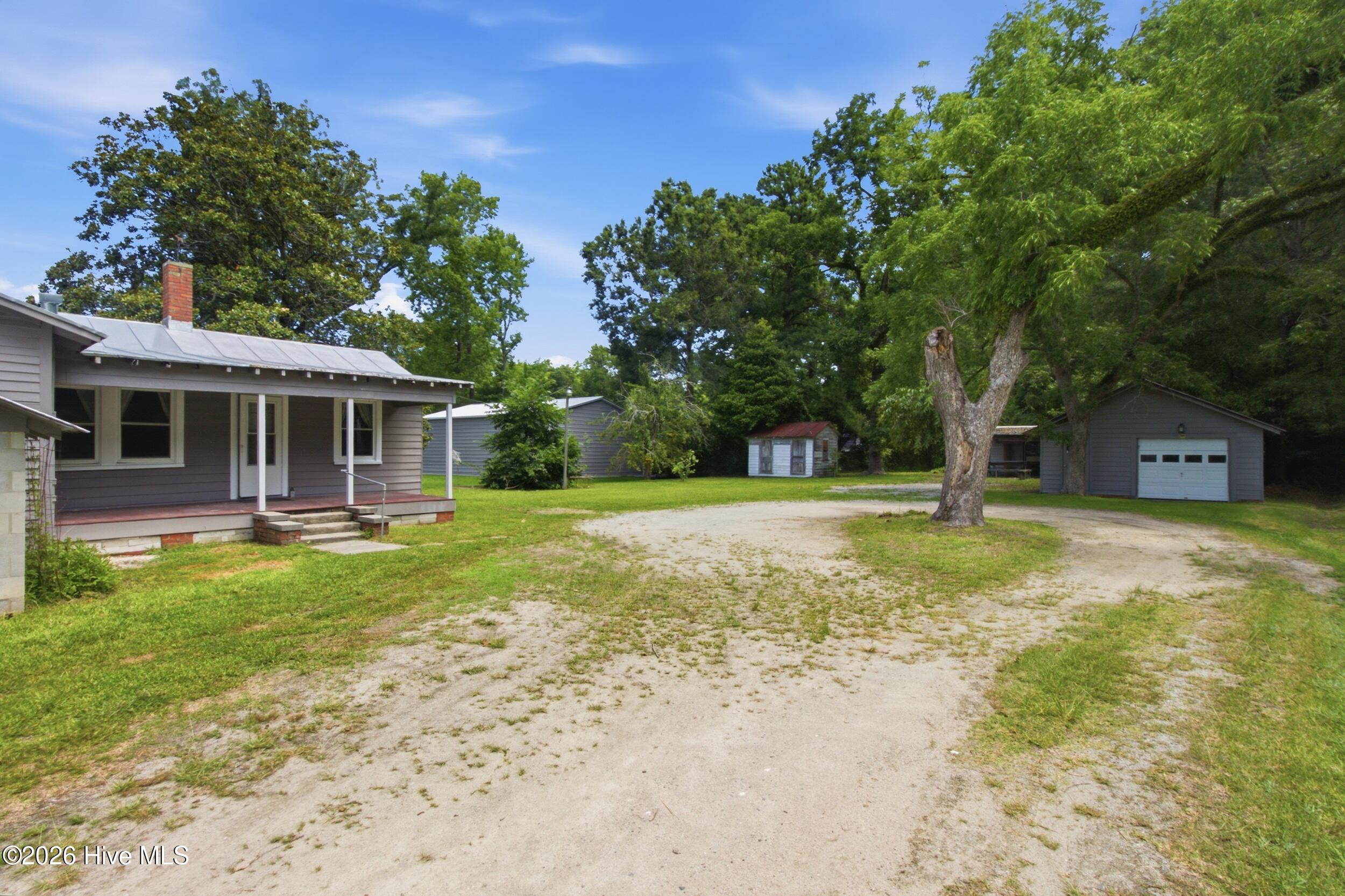 main property photo 29