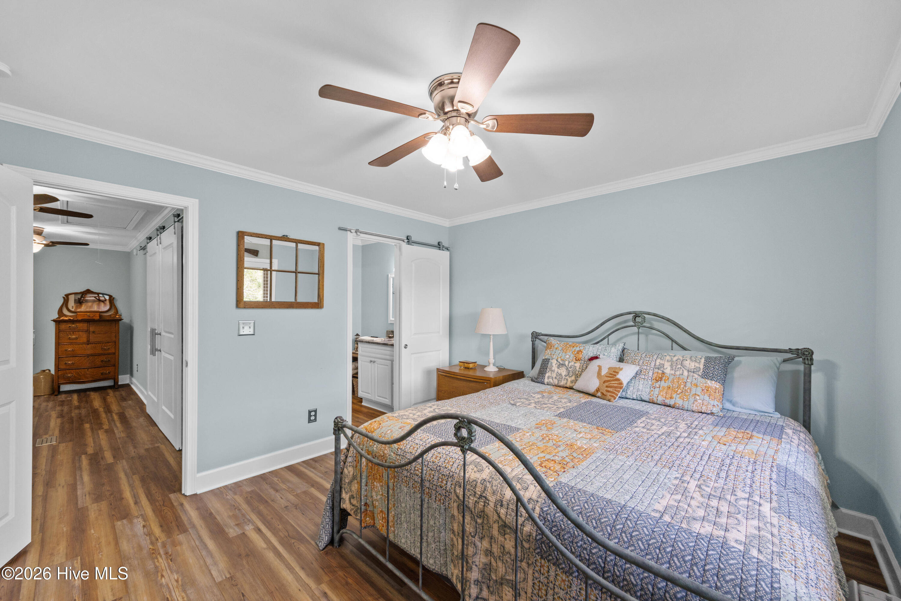 main property photo 39