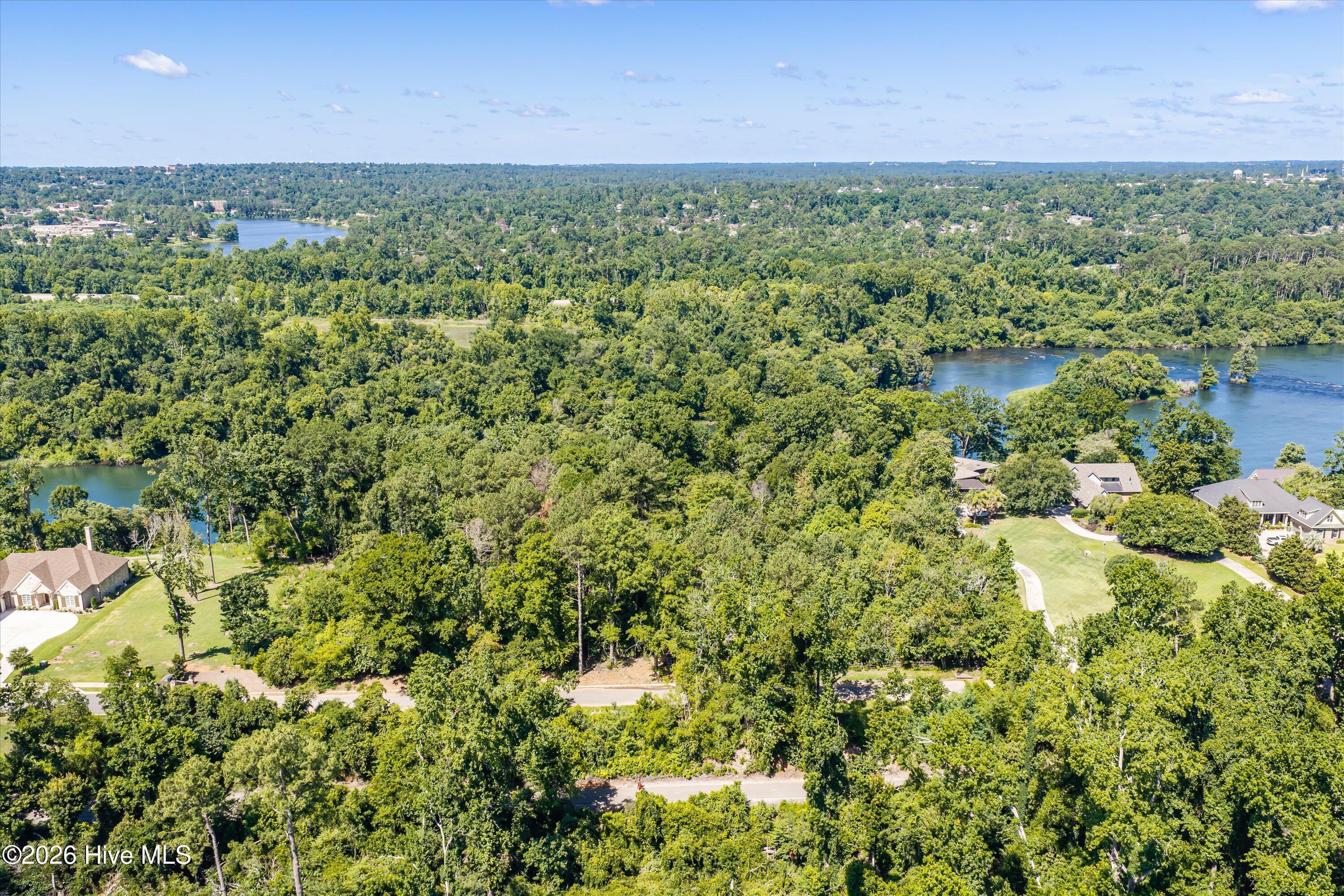 main property photo 25