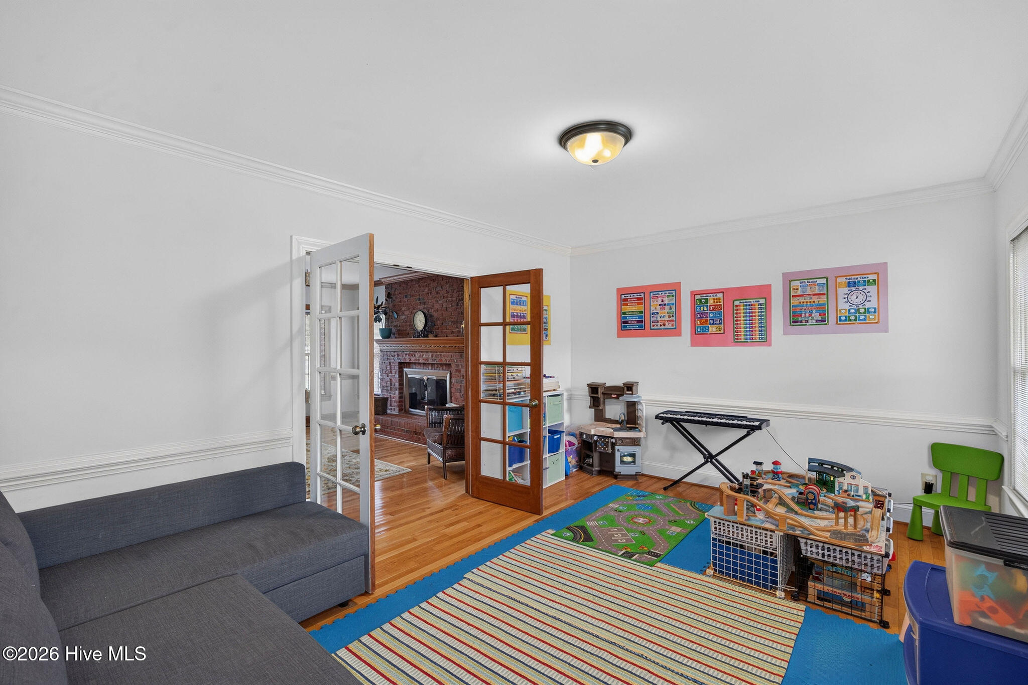 main property photo 23