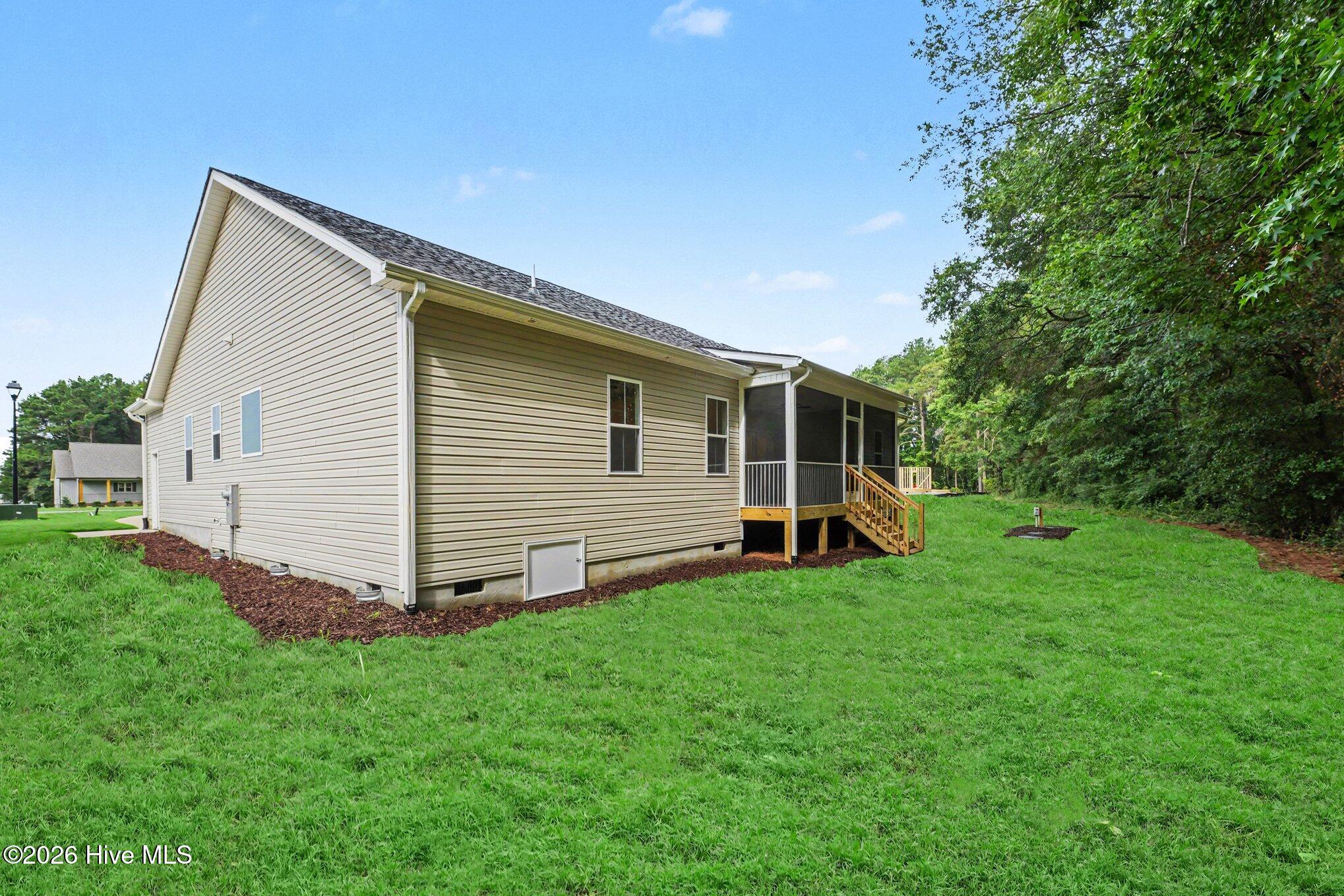main property photo 24