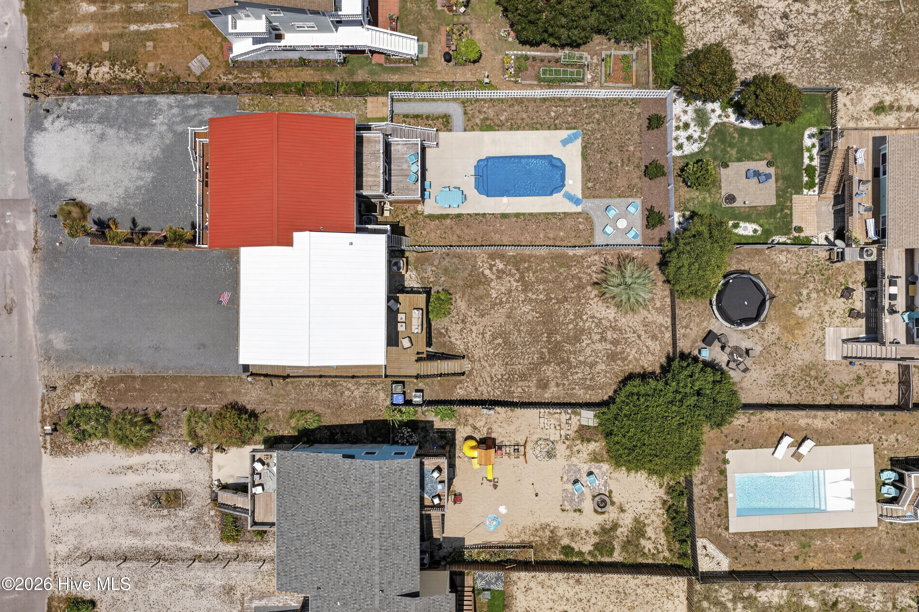 main property photo 46