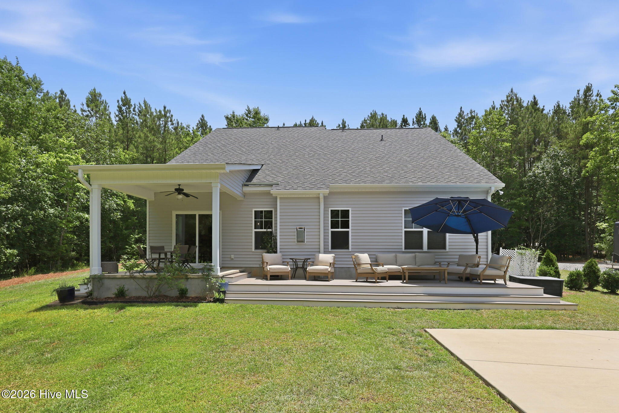 main property photo 42