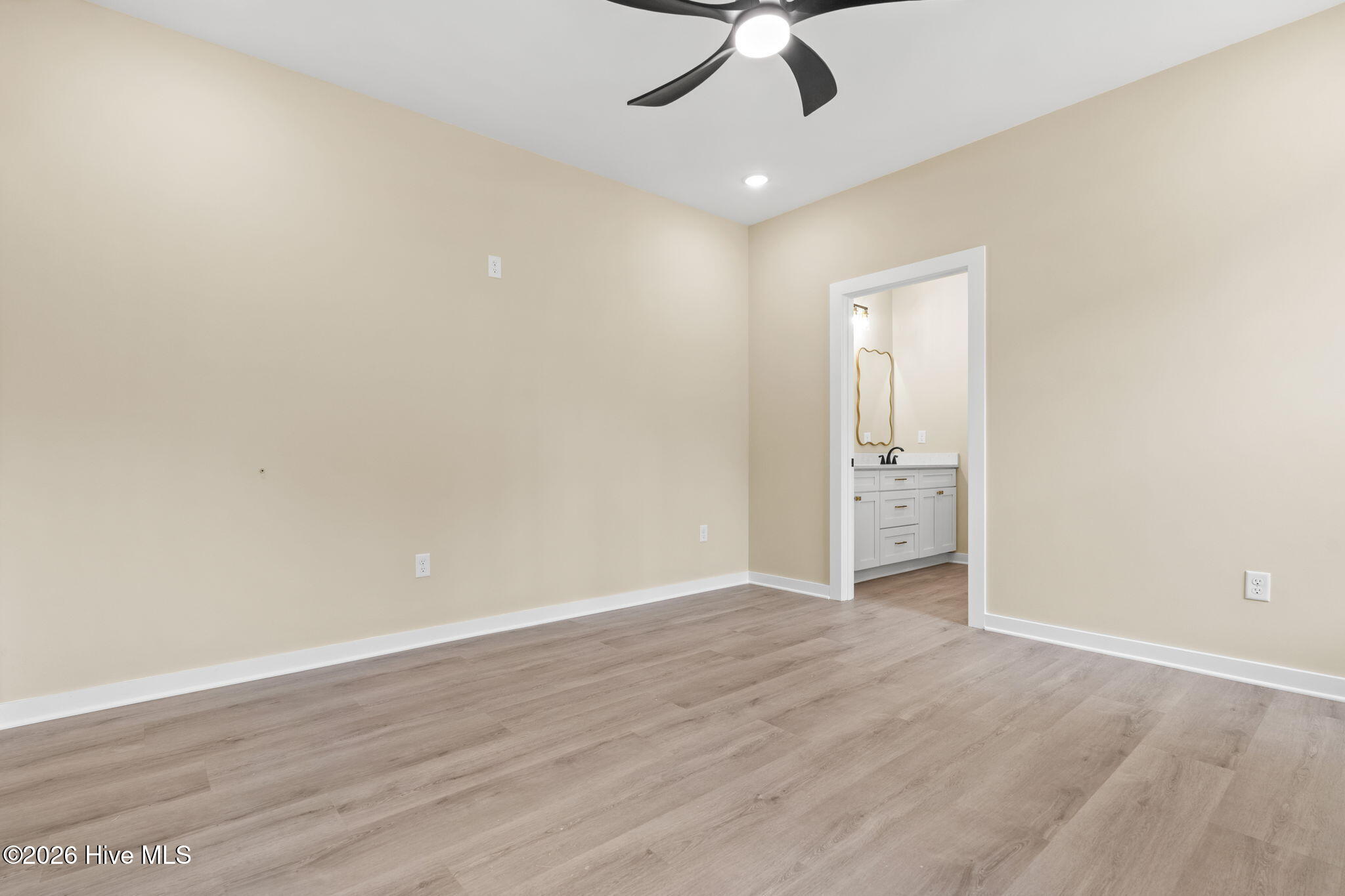 main property photo 116