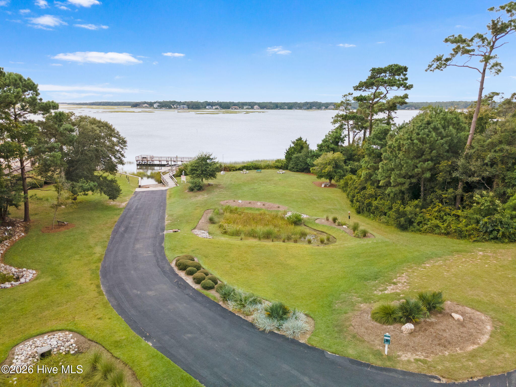 main property photo 78