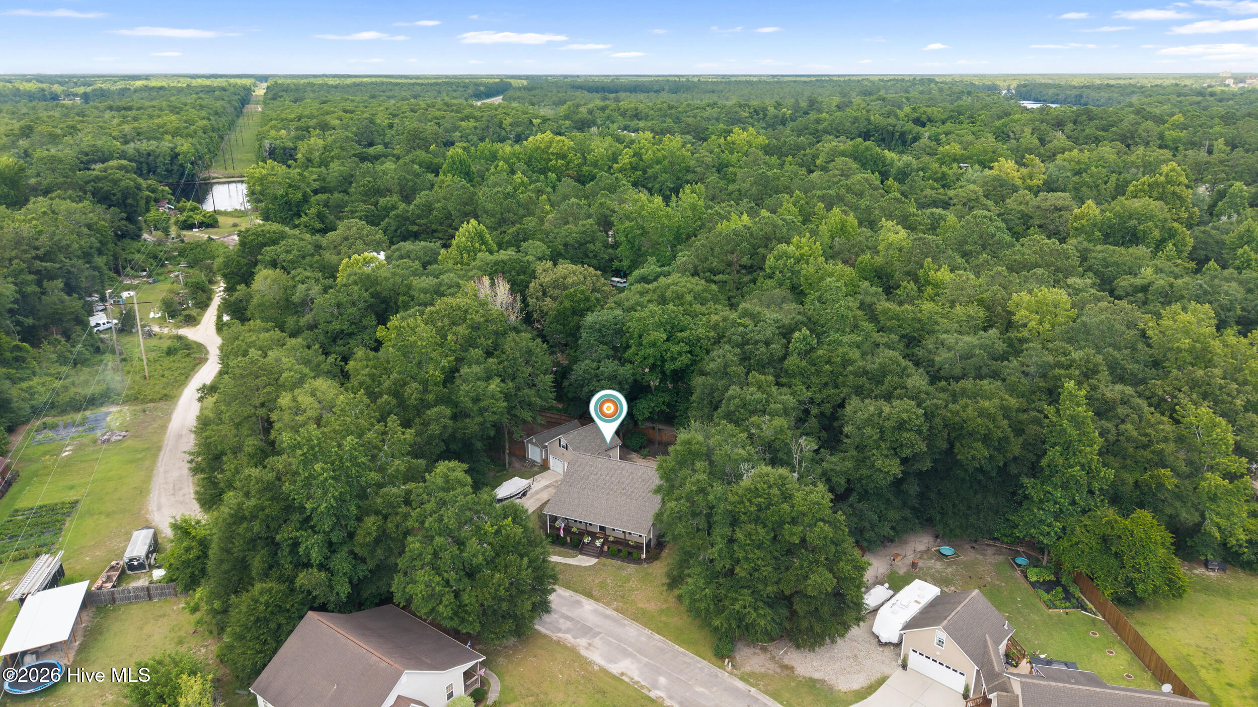 main property photo 37