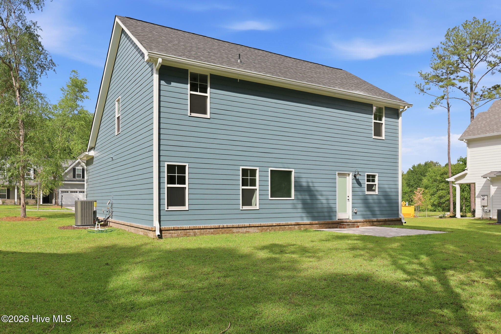 main property photo 15