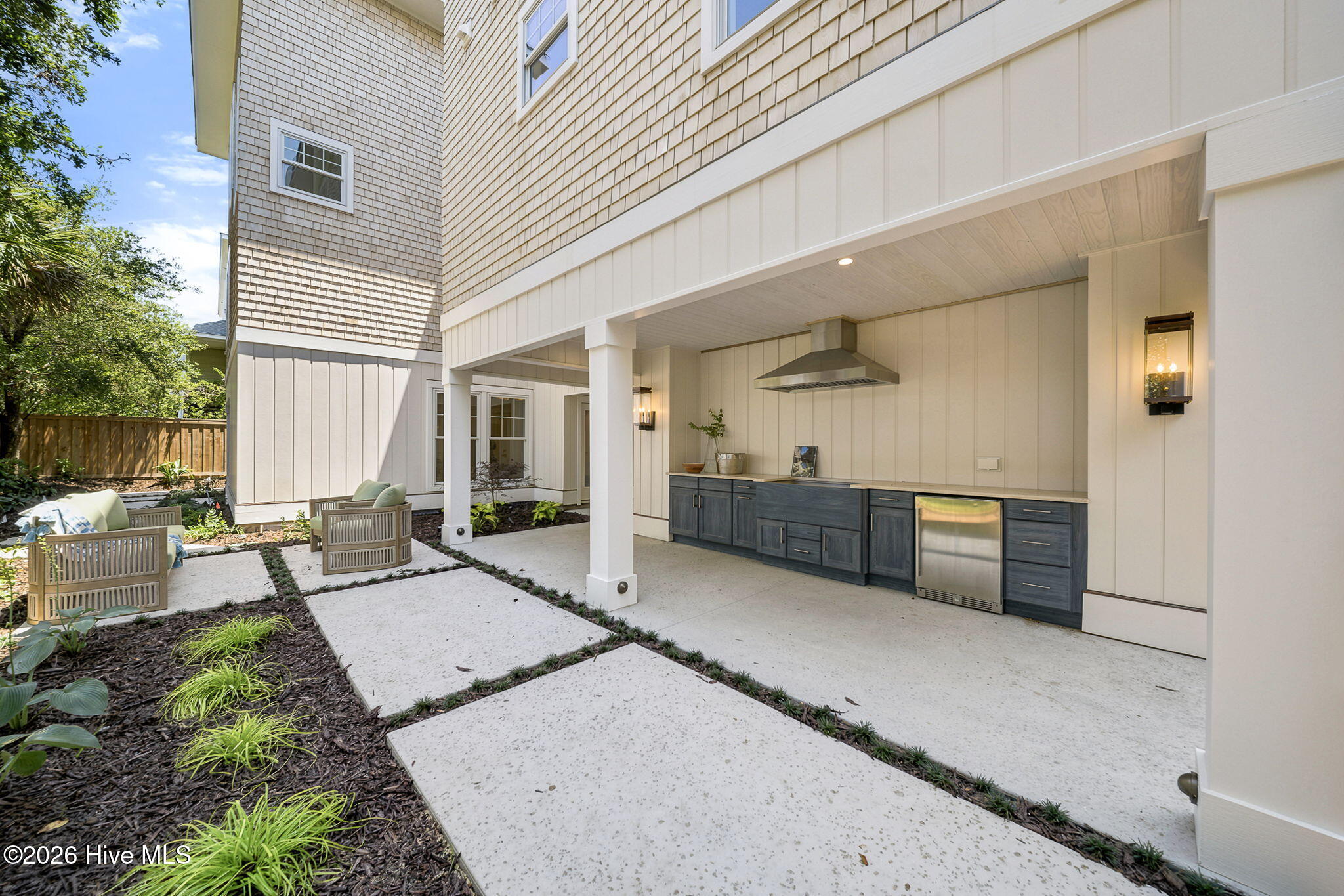 main property photo 102