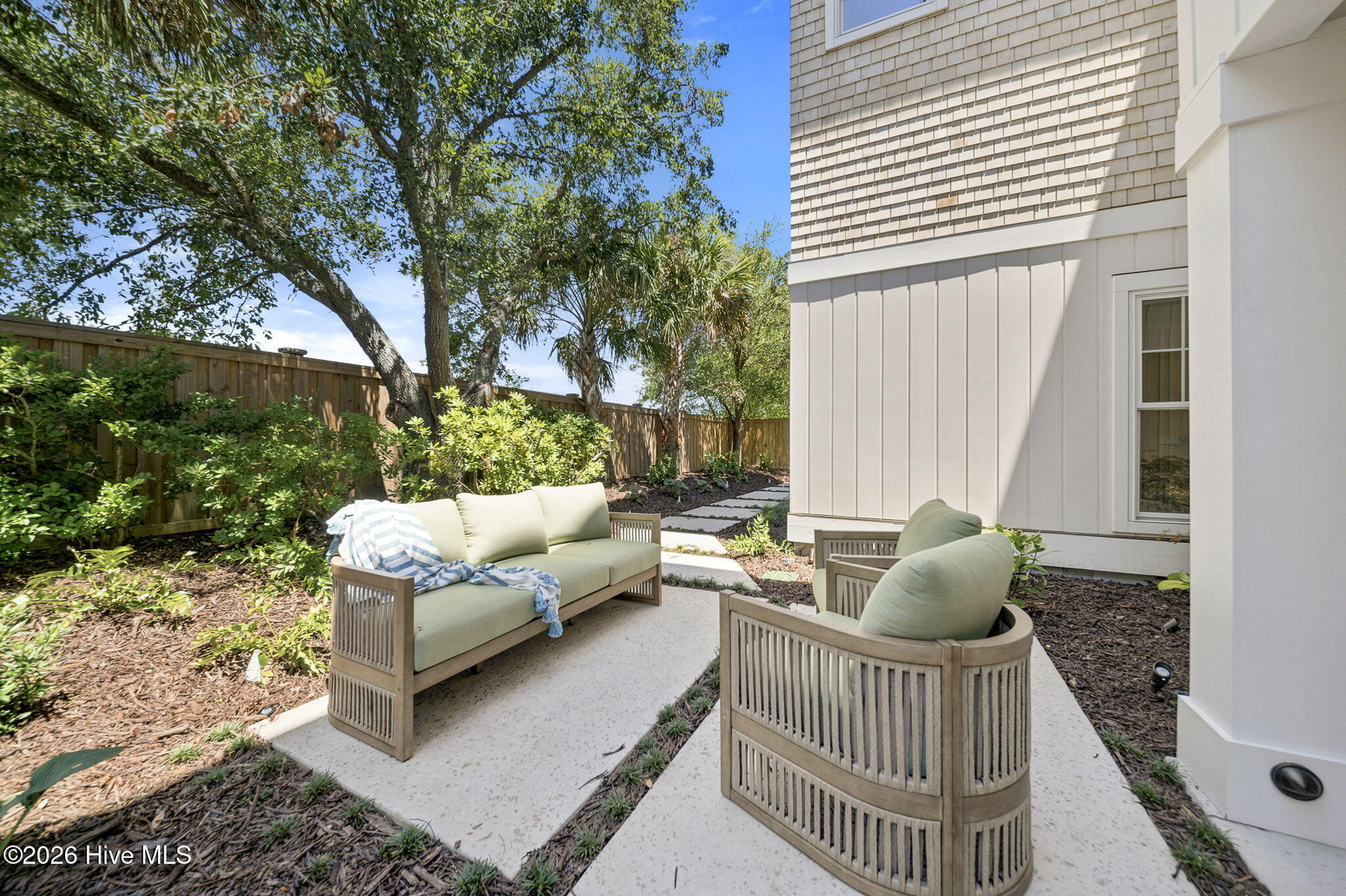 main property photo 106