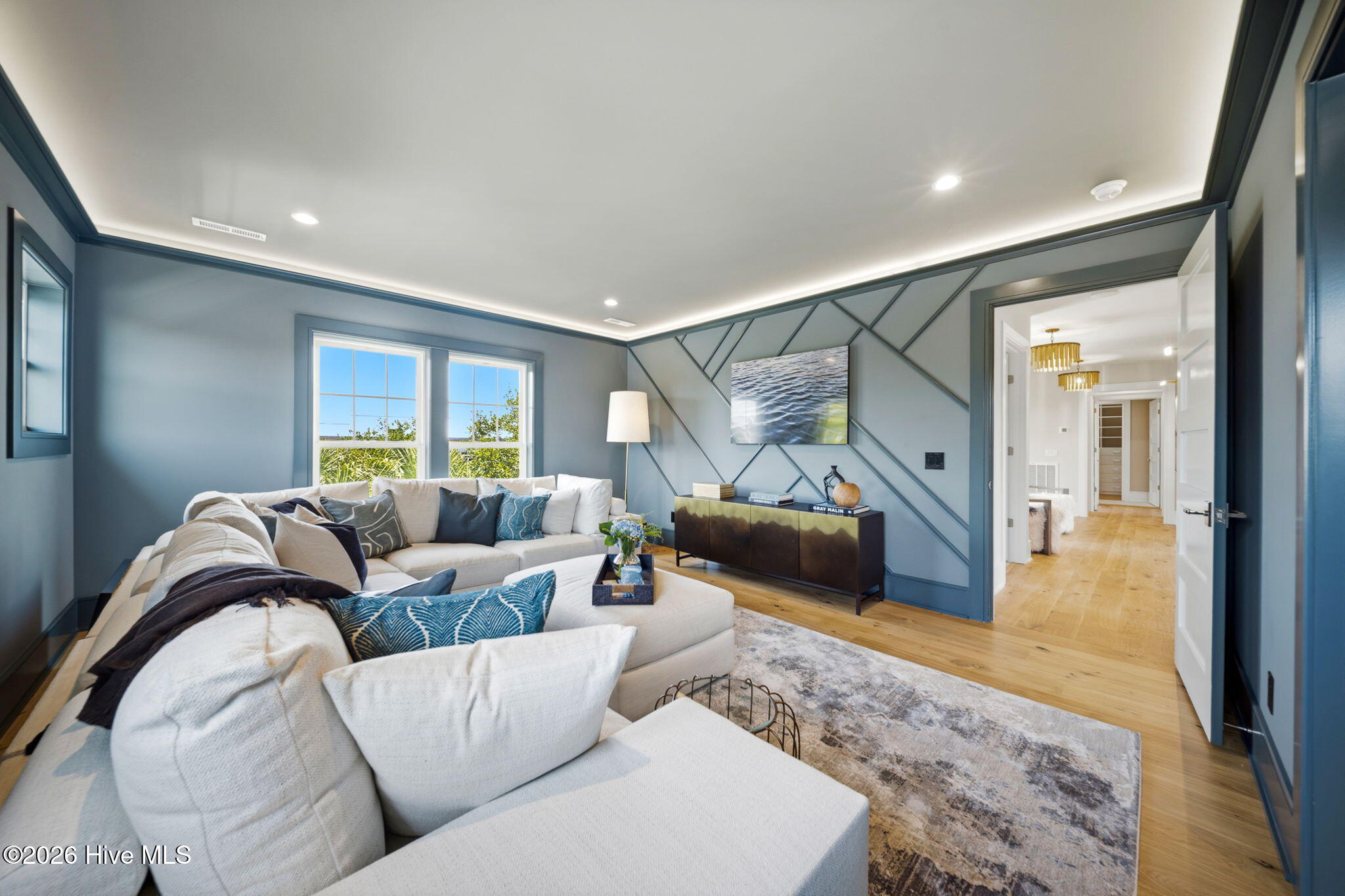 main property photo 80