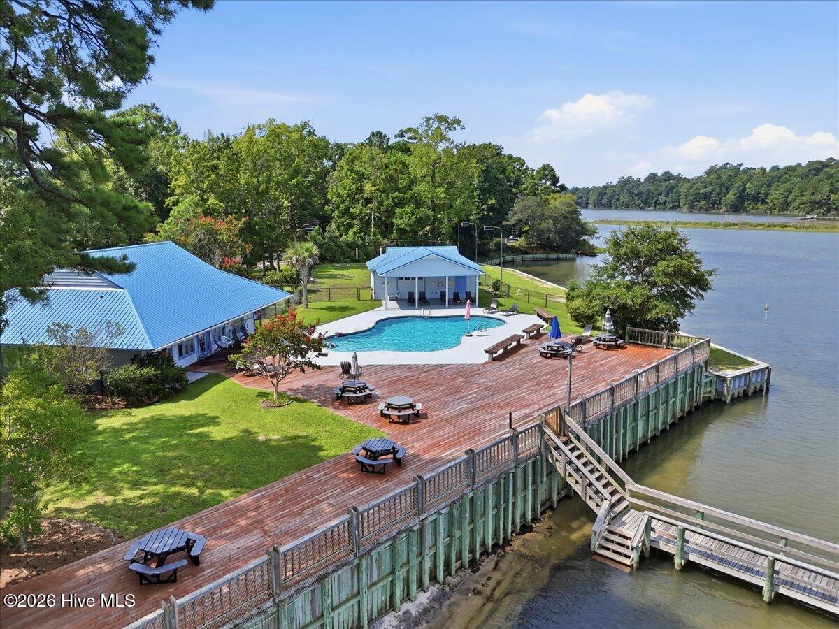 main property photo 50