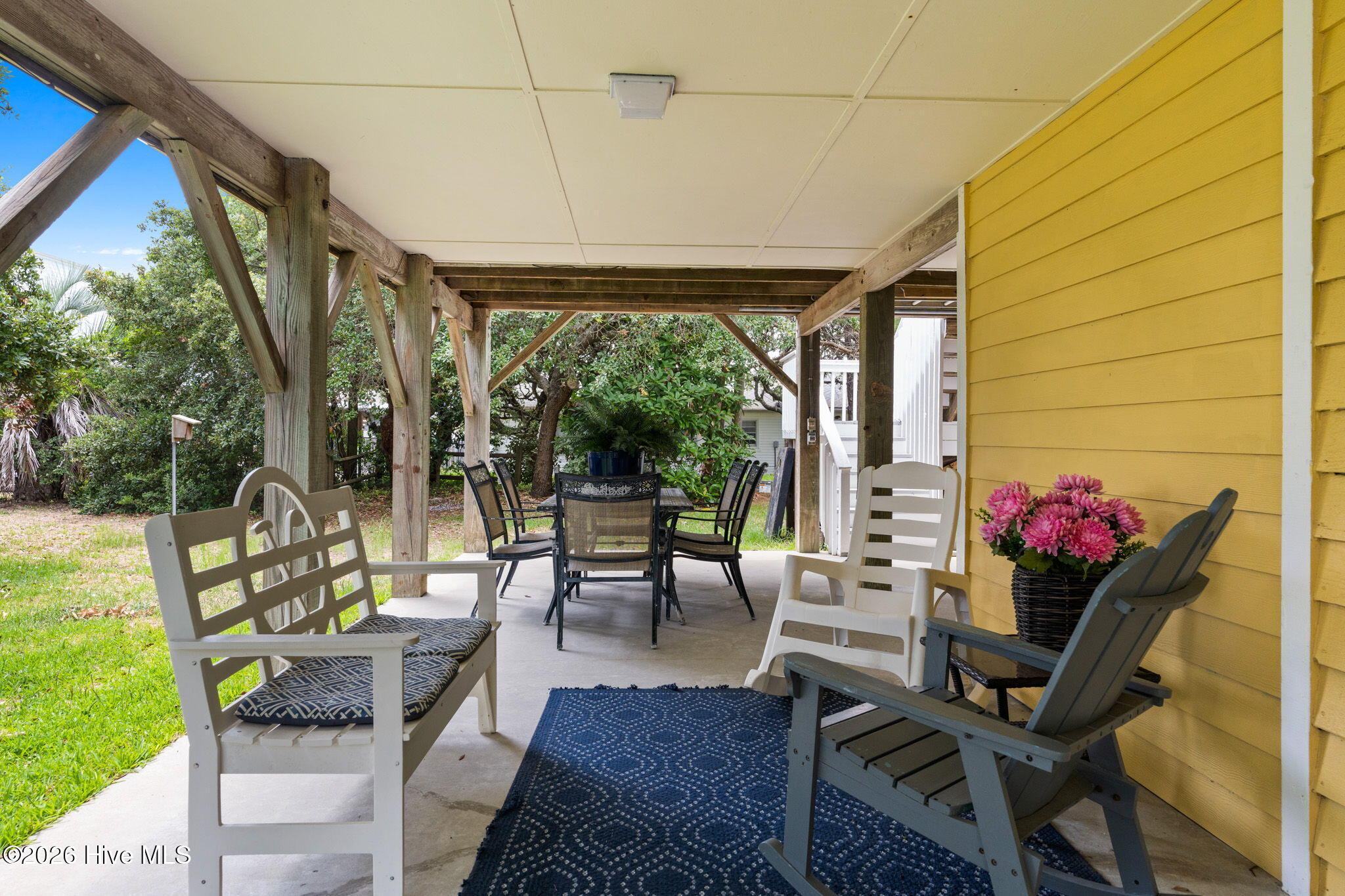 main property photo 36