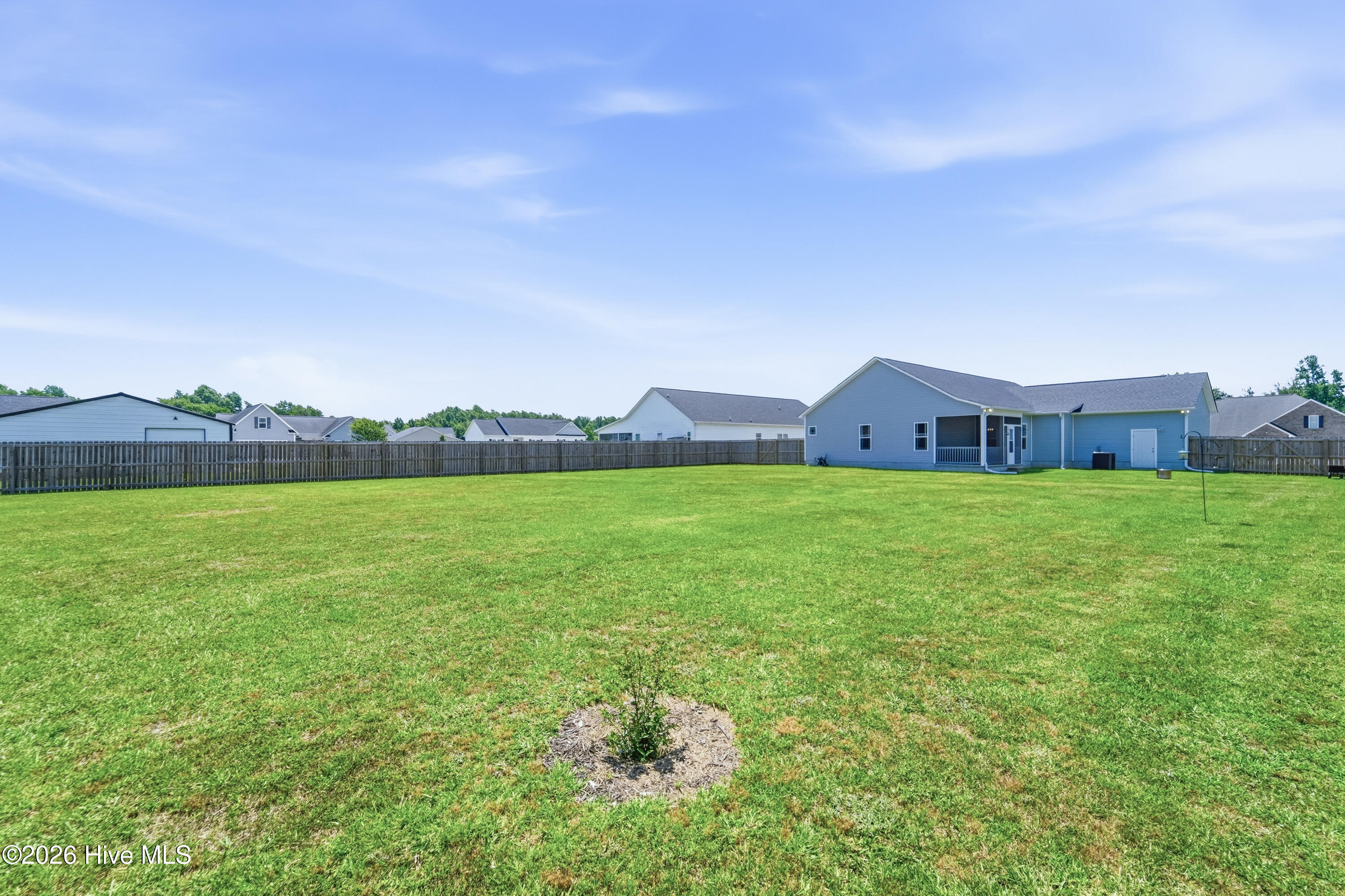 main property photo 45