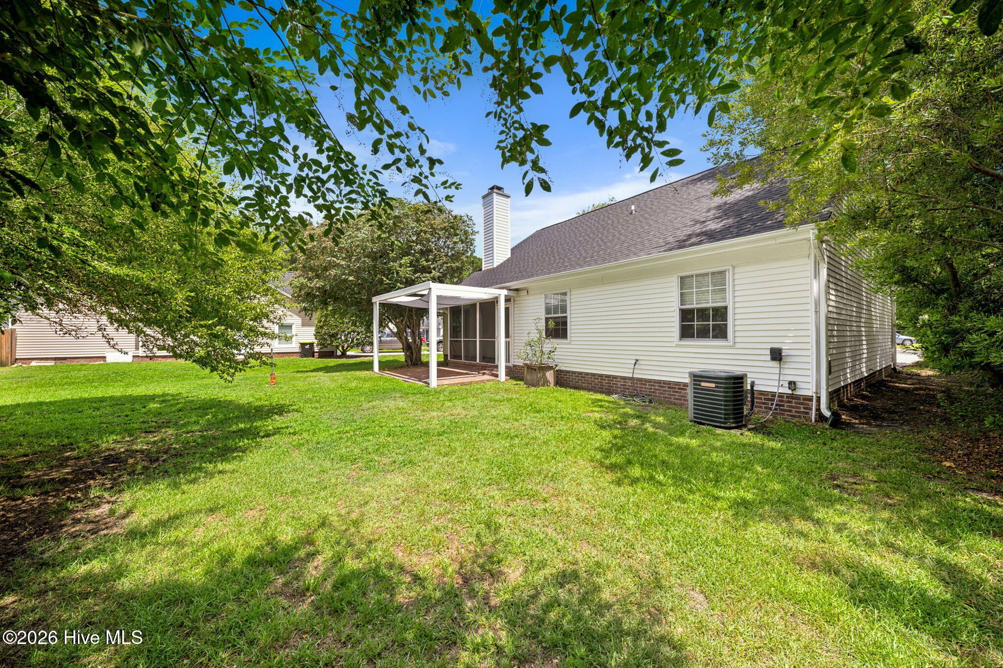 main property photo 31