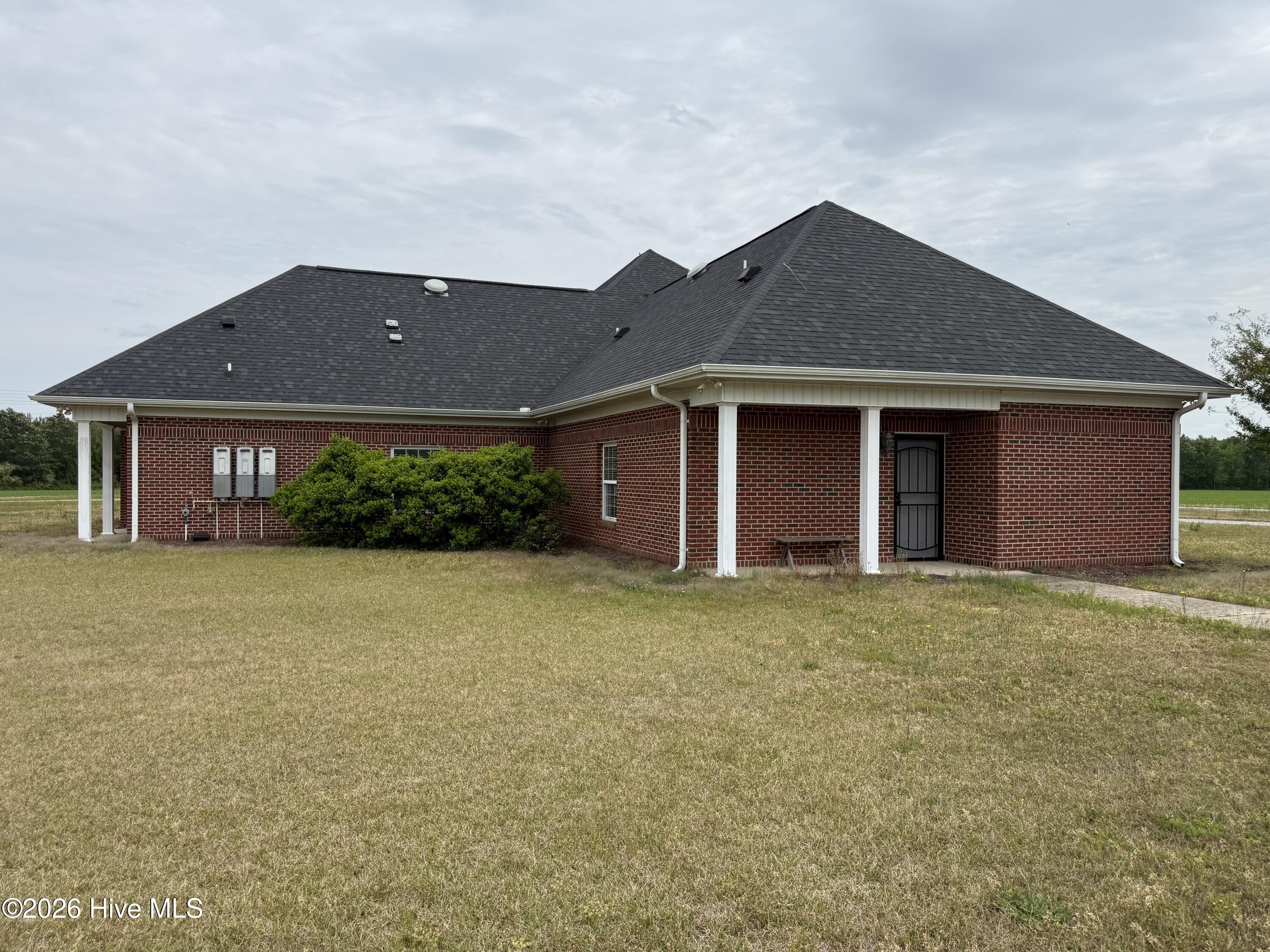 main property photo 4