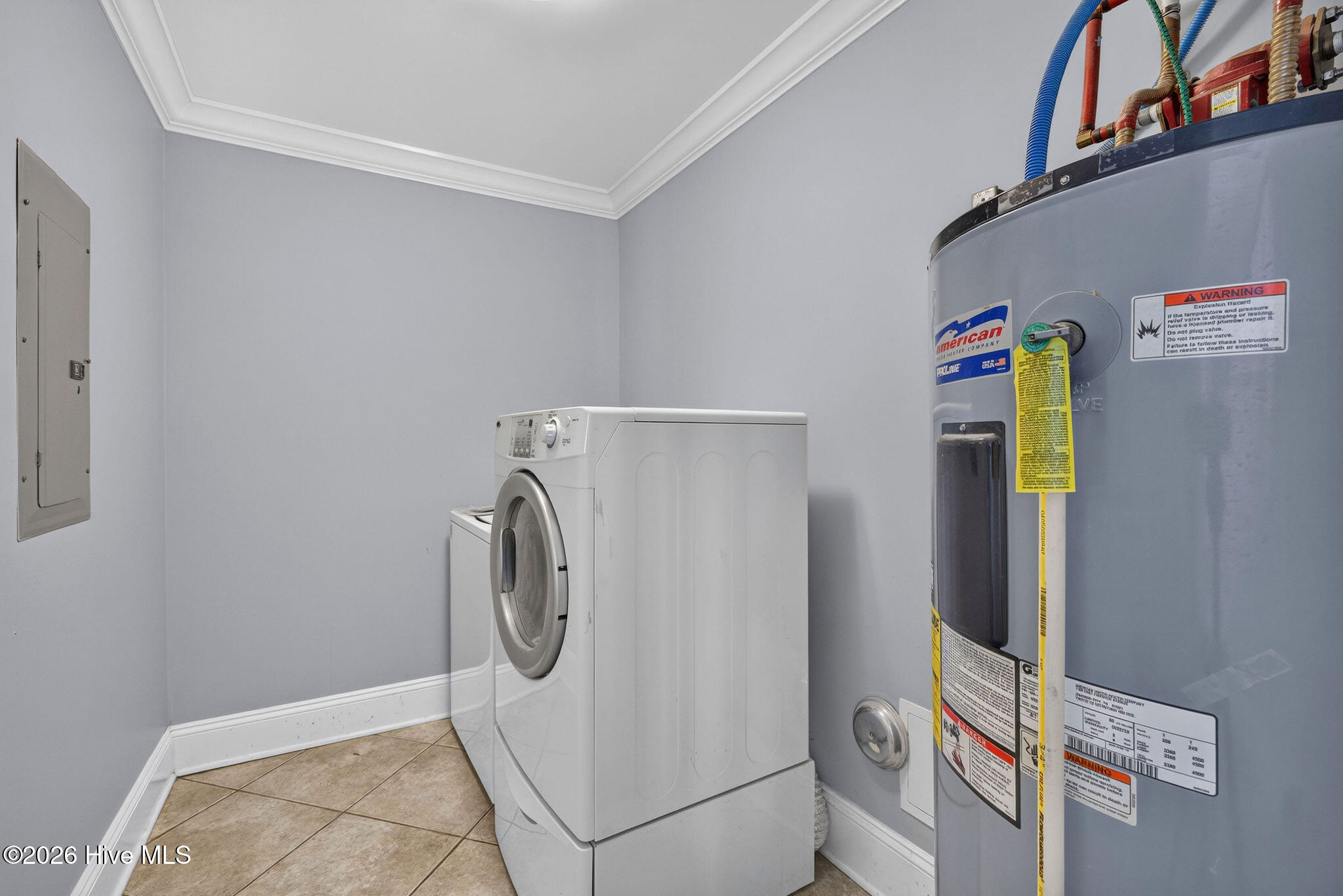 main property photo 30