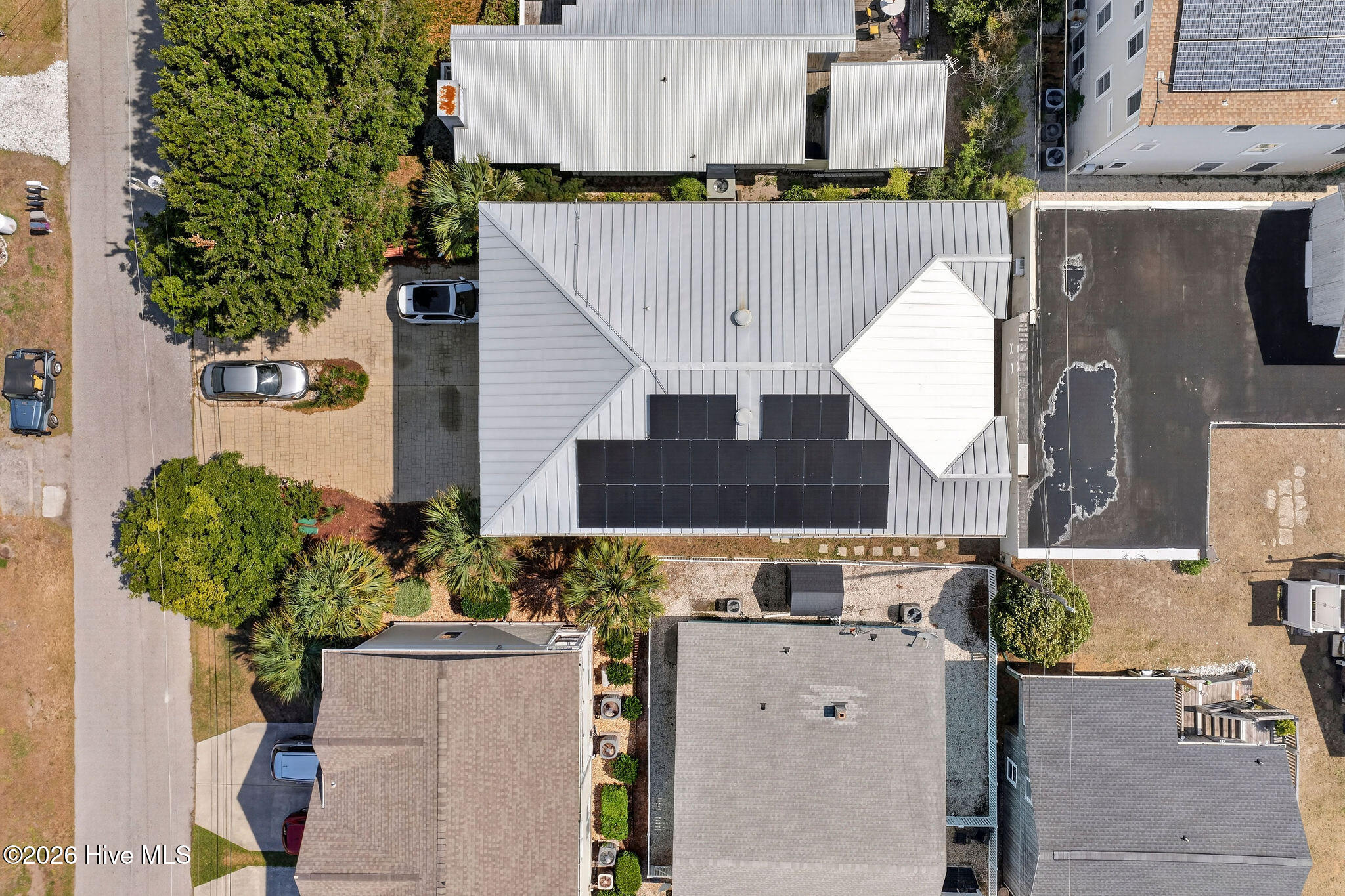 main property photo 43