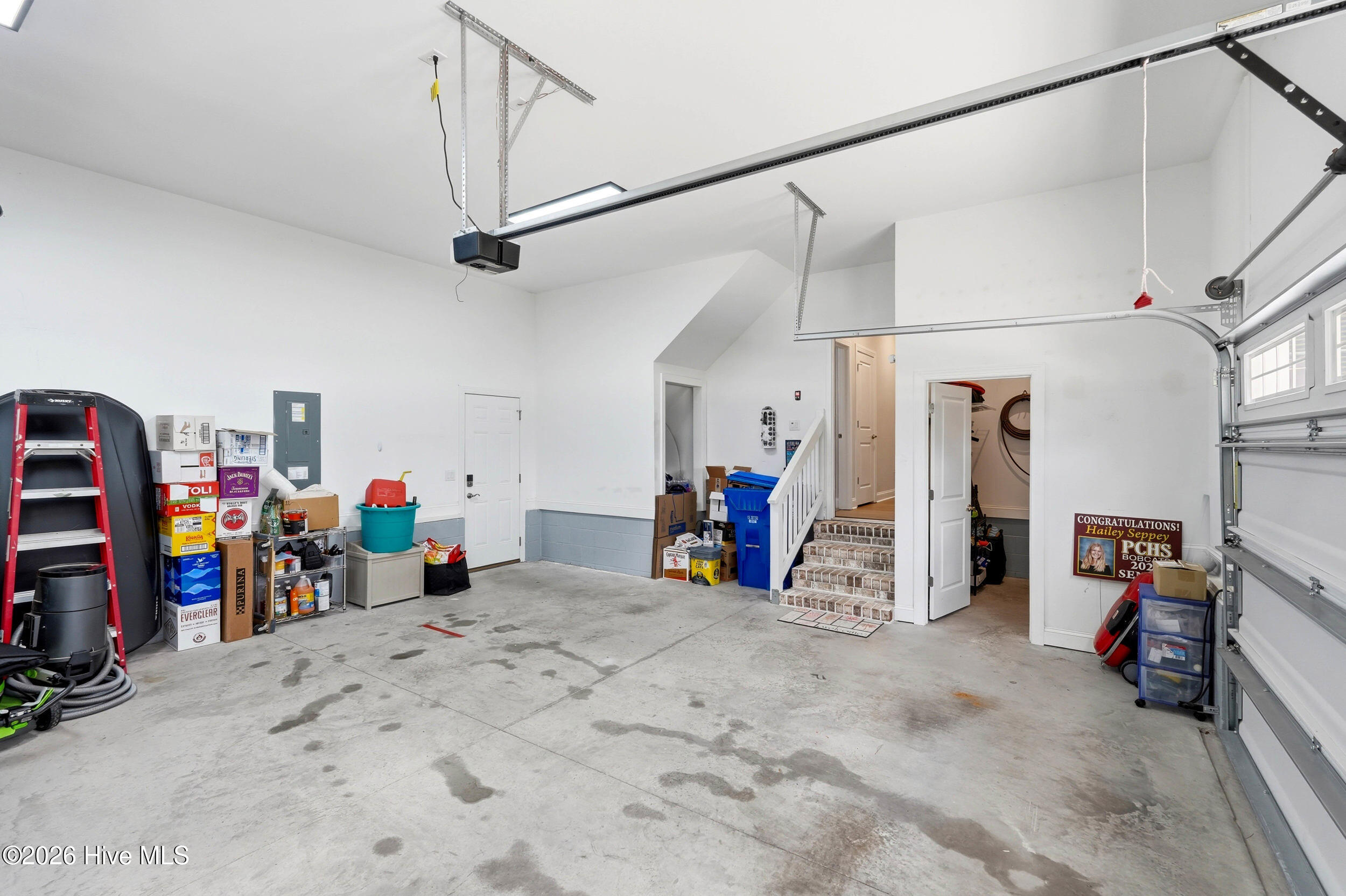 main property photo 73