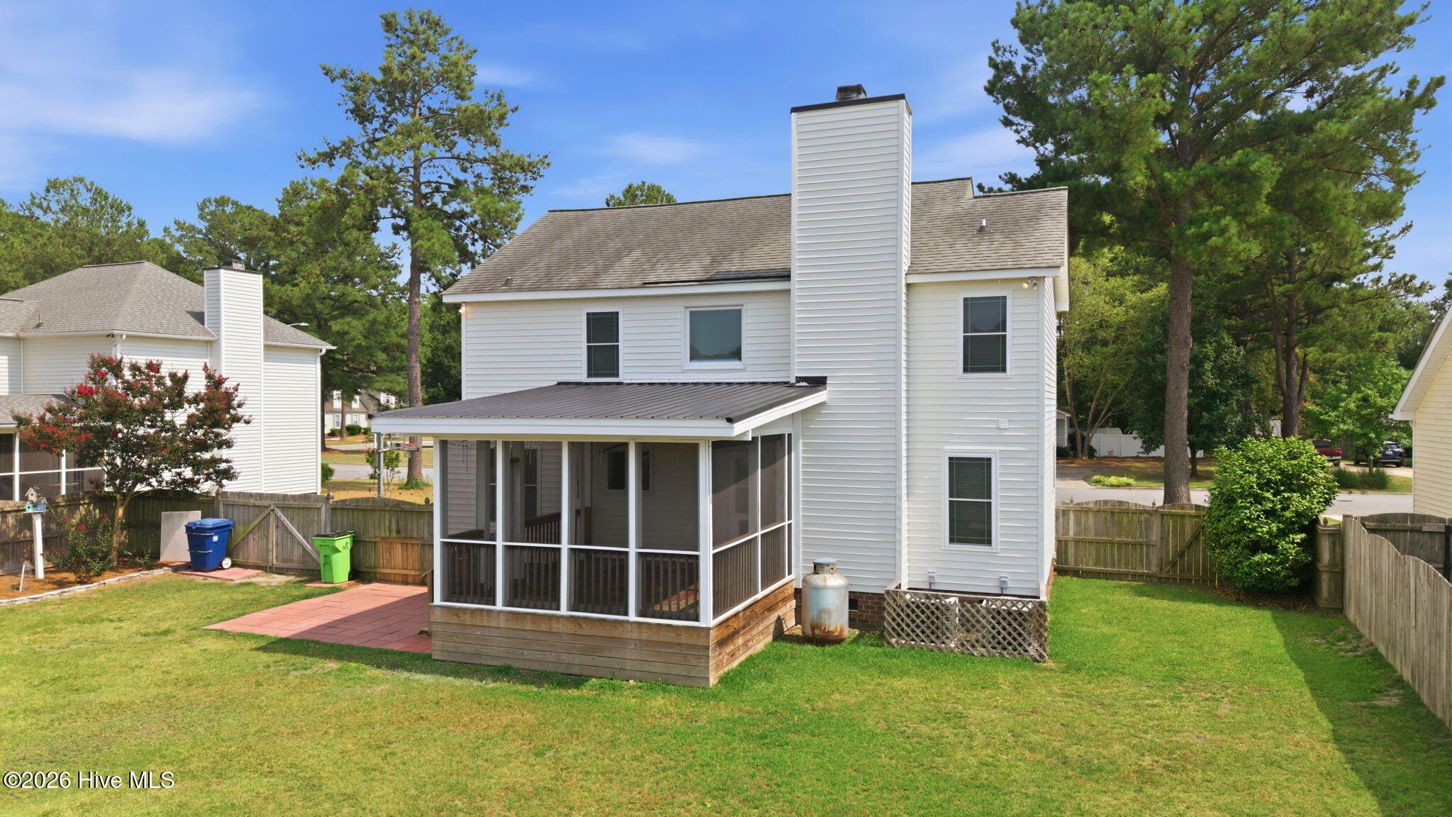 main property photo 21