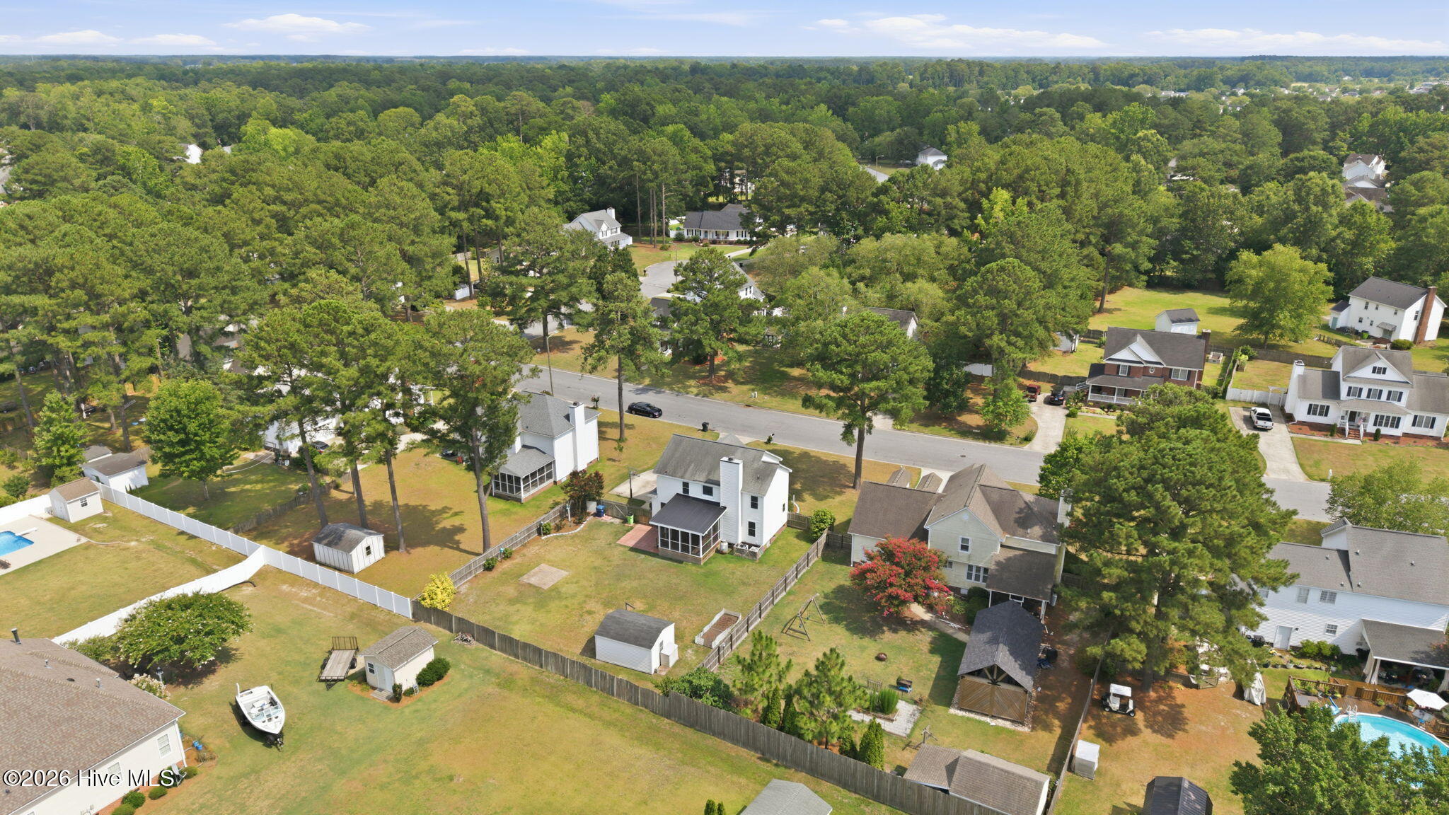 main property photo 26