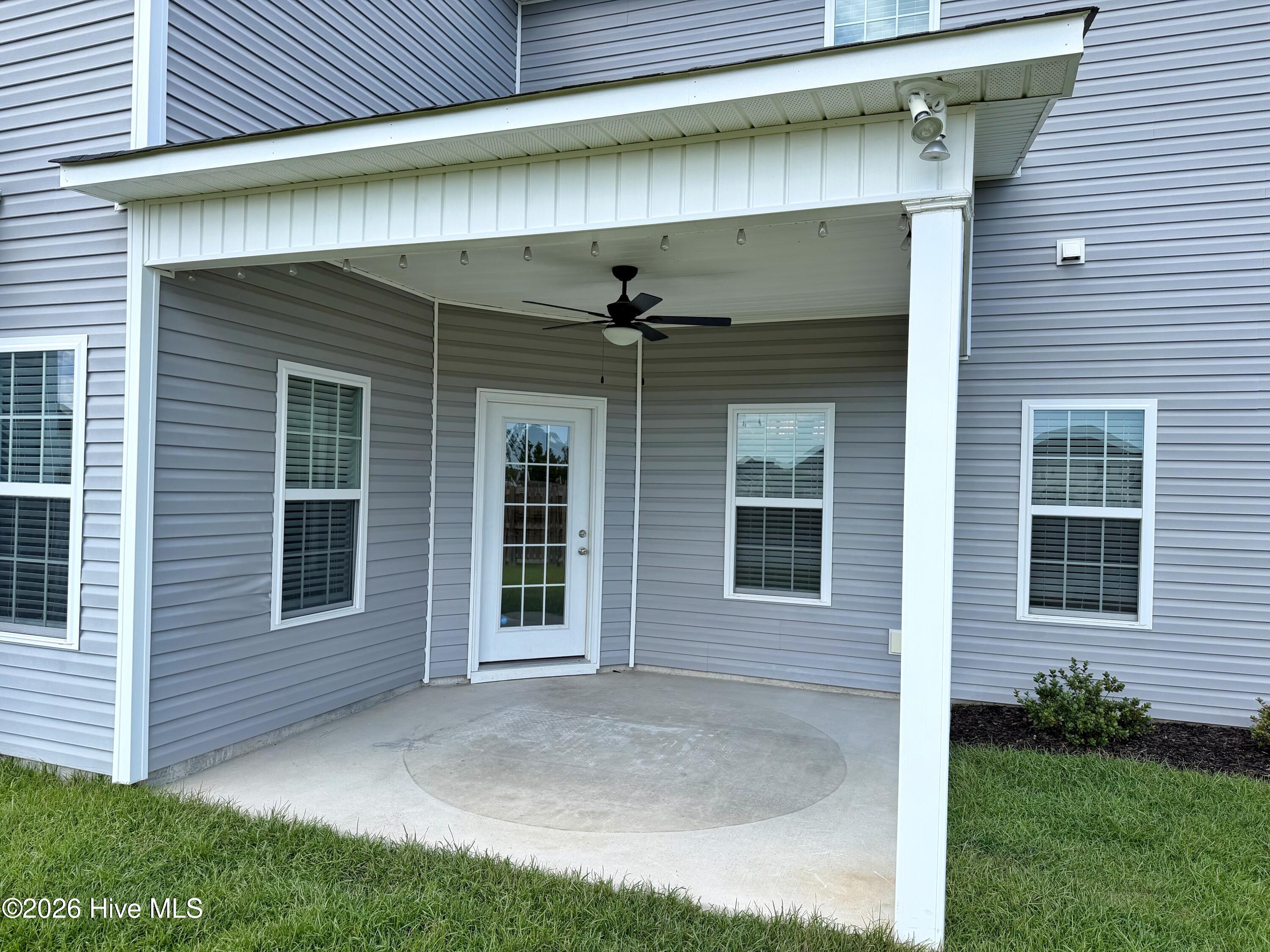 main property photo 34