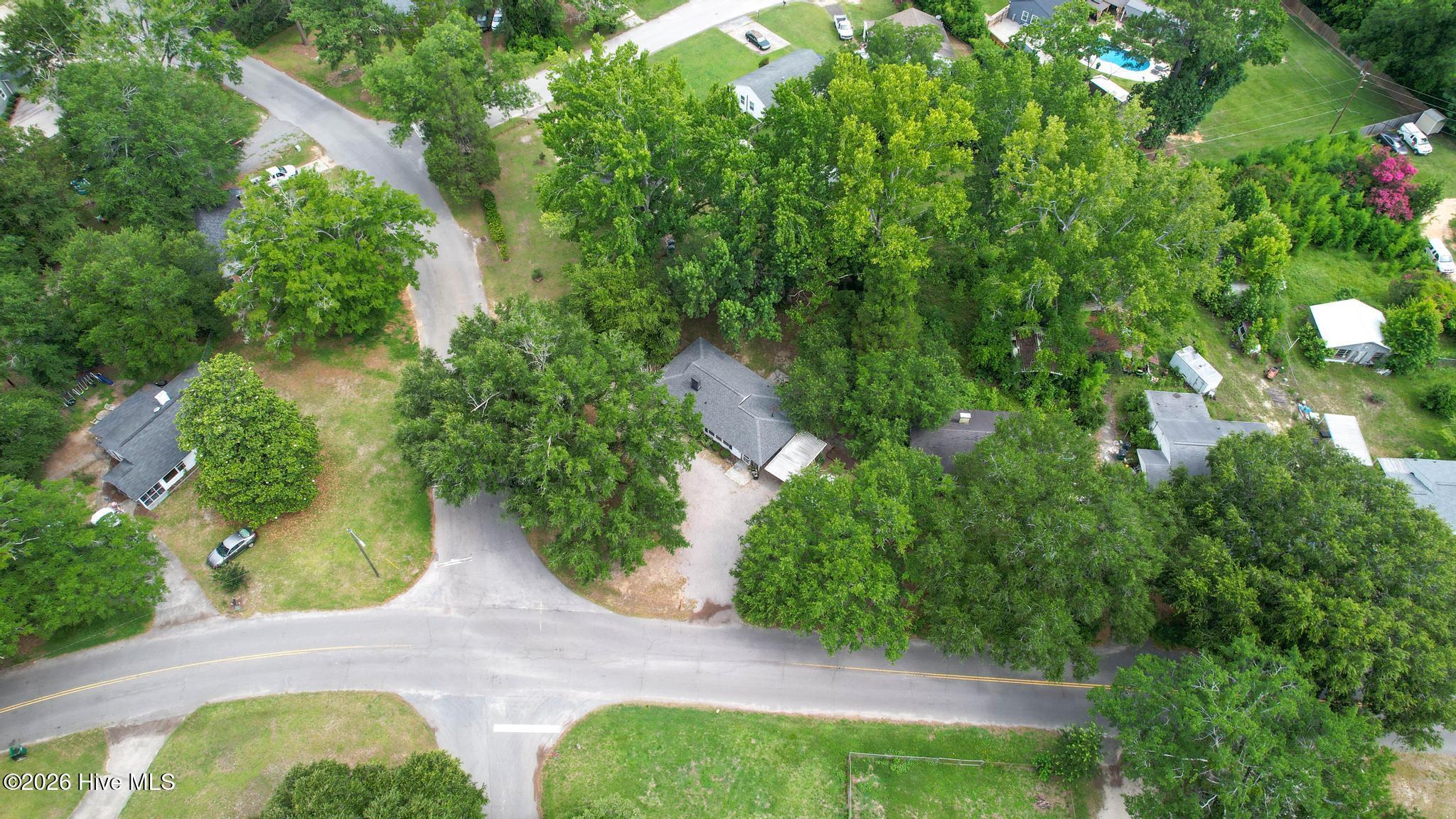 main property photo 19