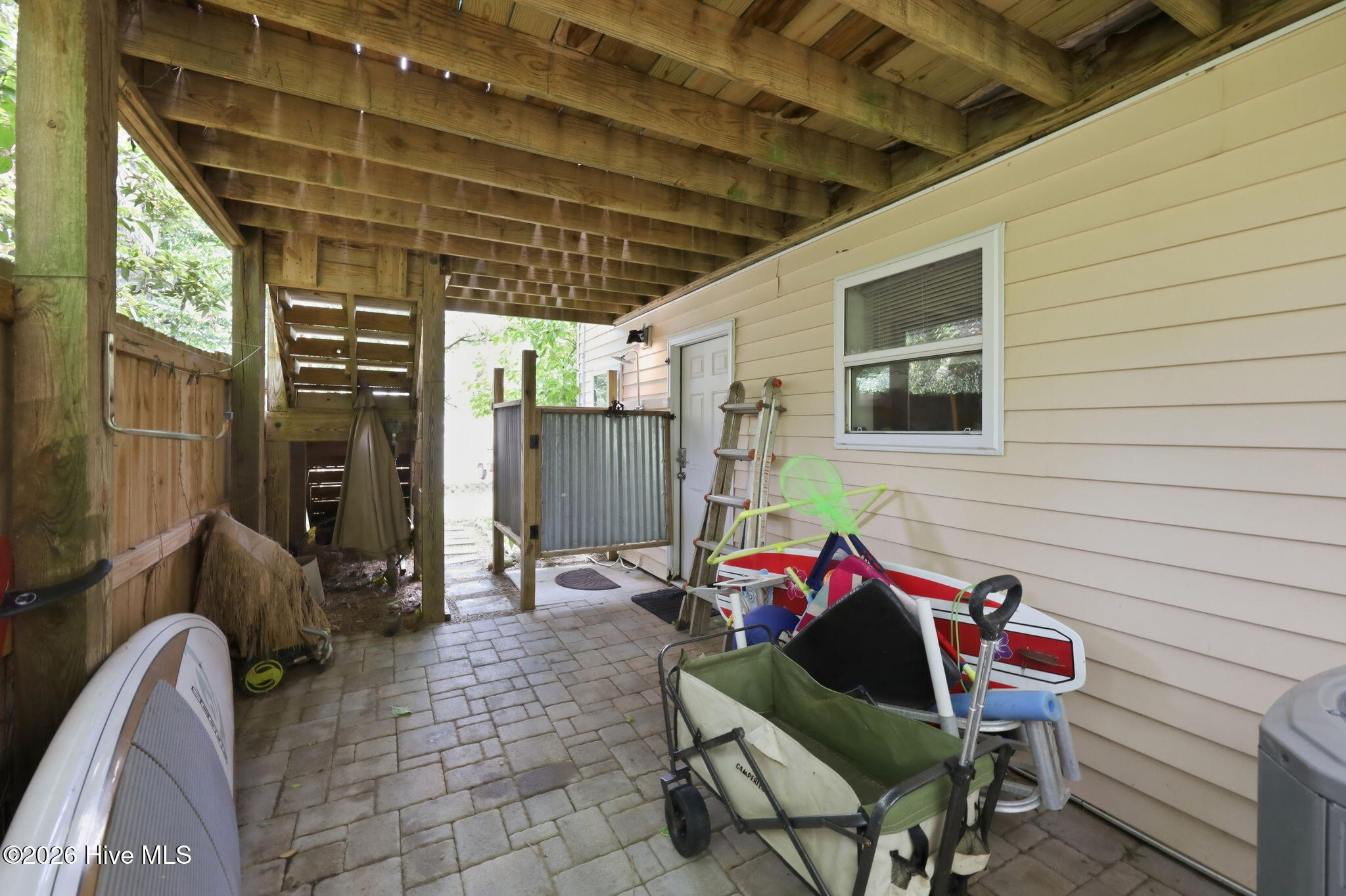 main property photo 43