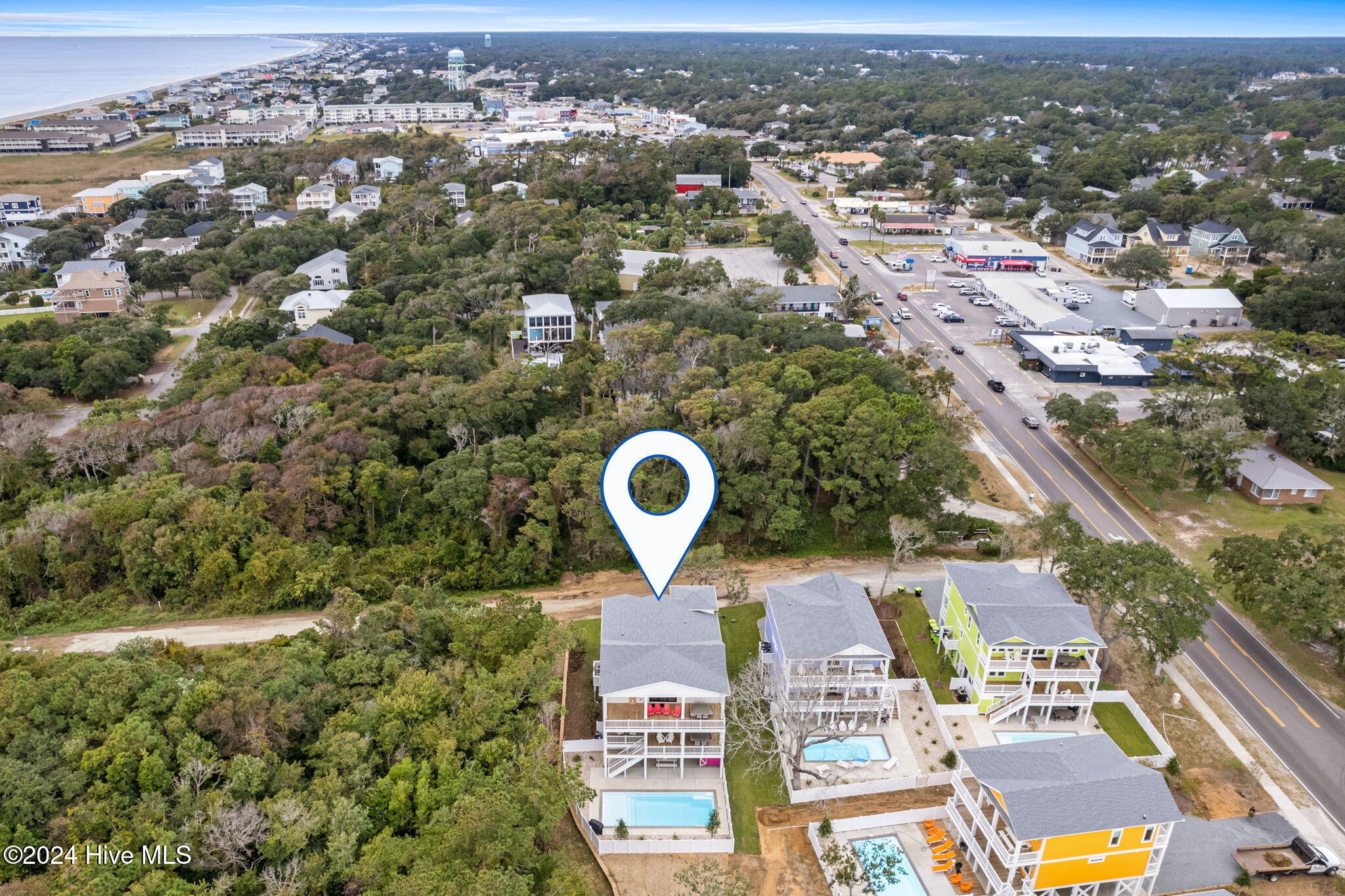 main property photo 41