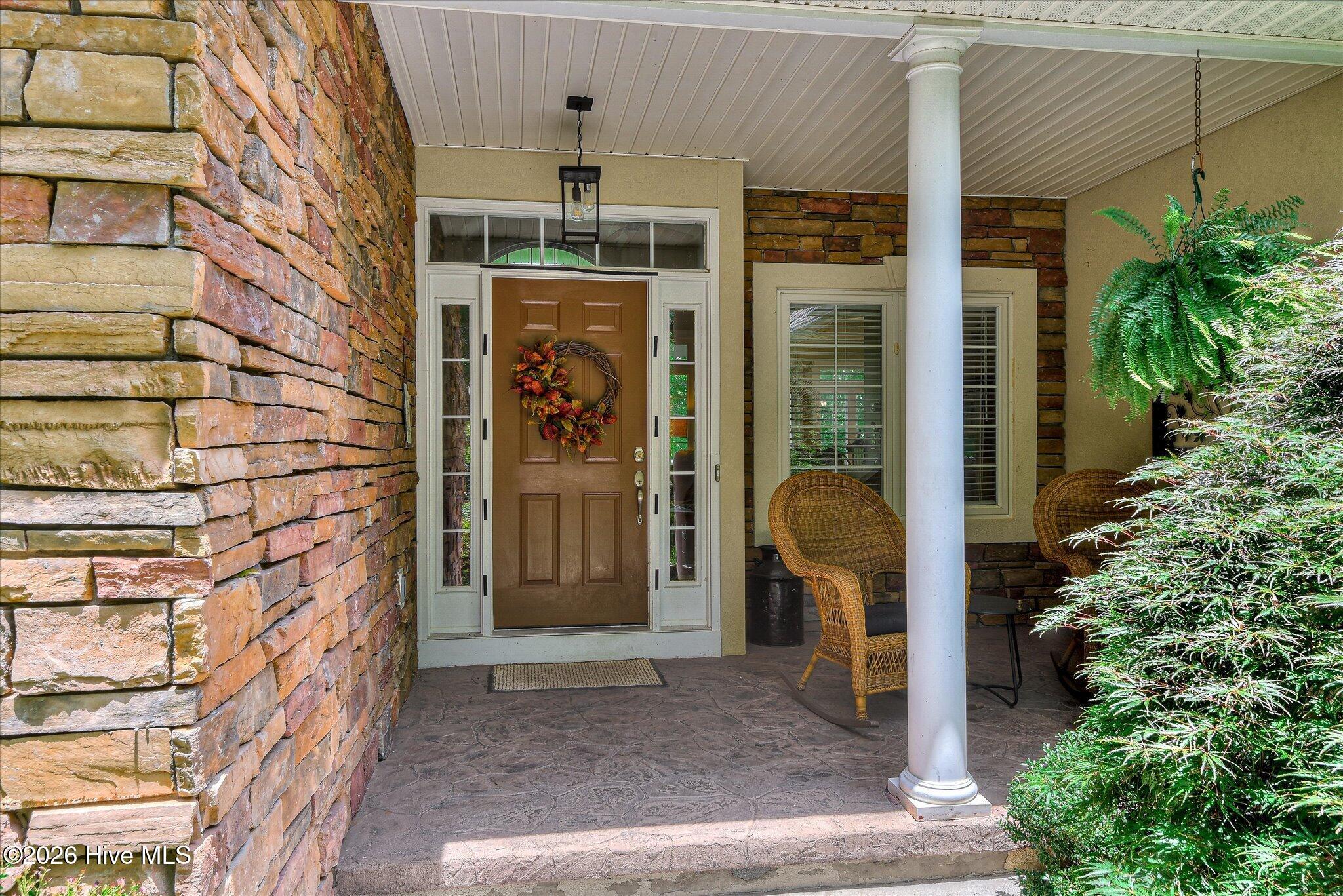 main property photo 12