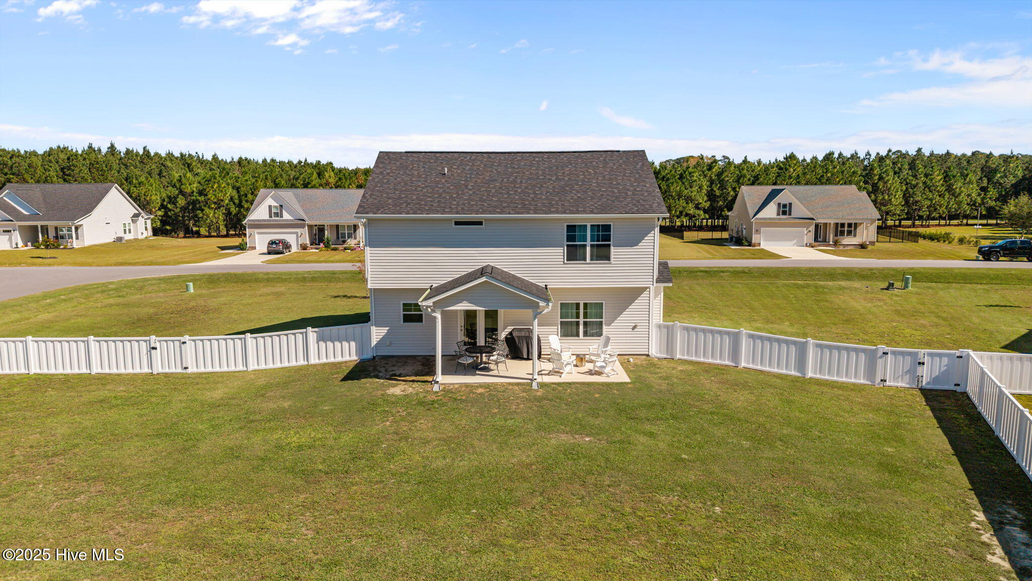 main property photo 44