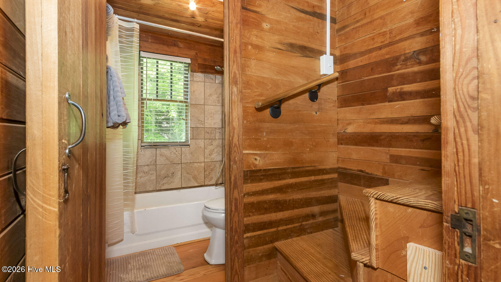 main property photo 53