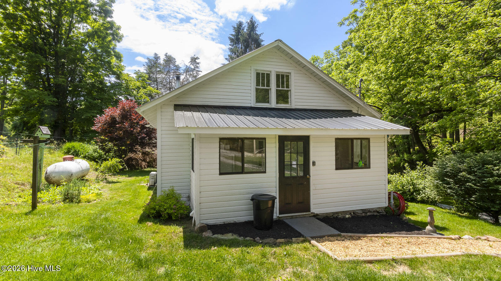main property photo 70