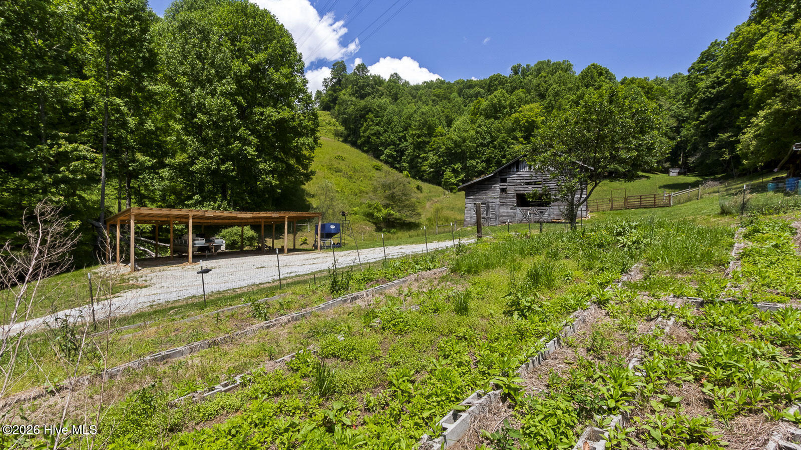 main property photo 83