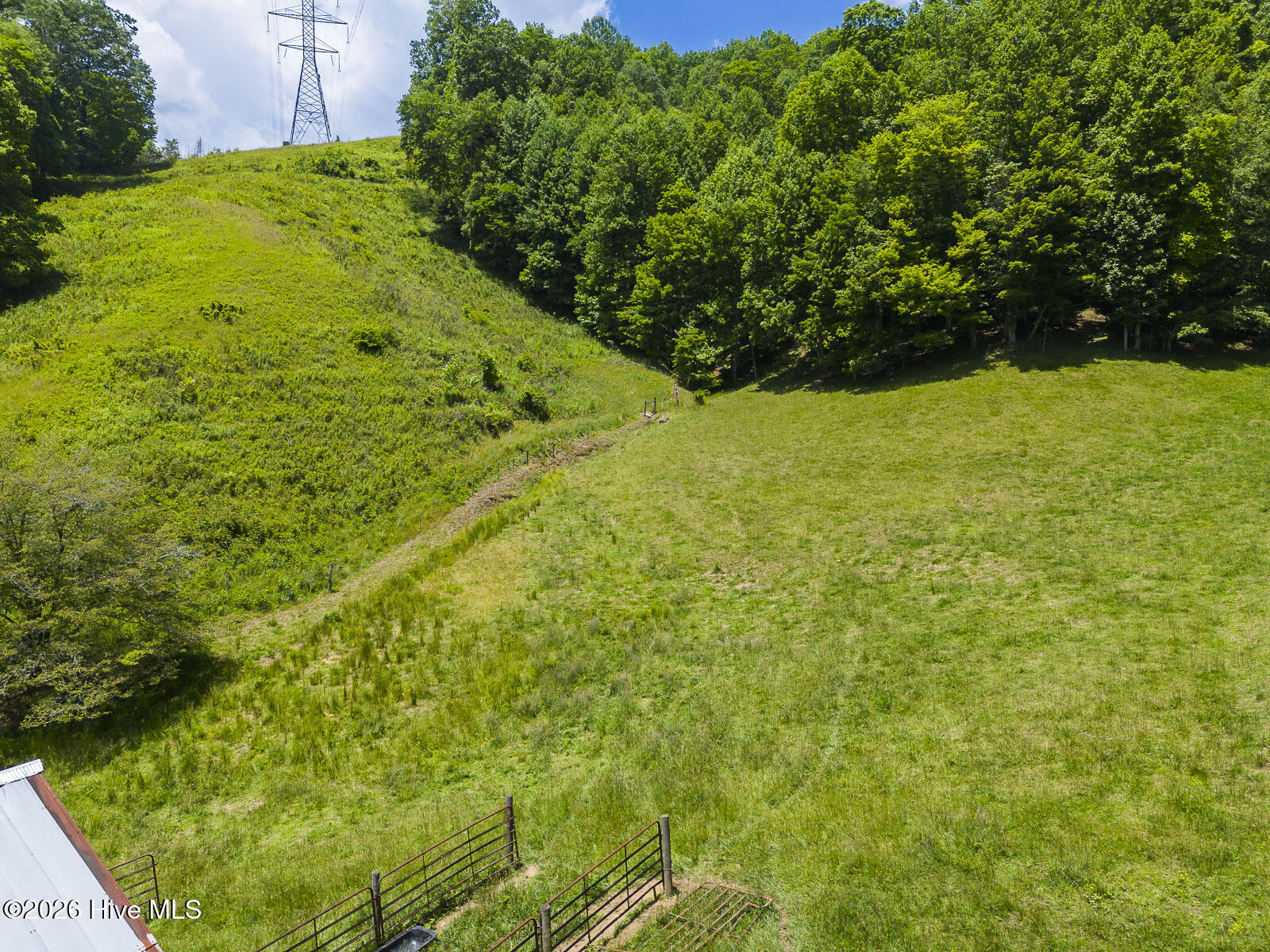 main property photo 88