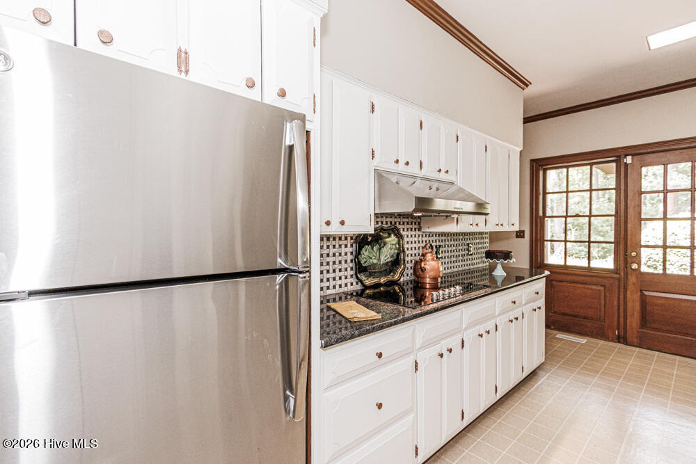 main property photo 43