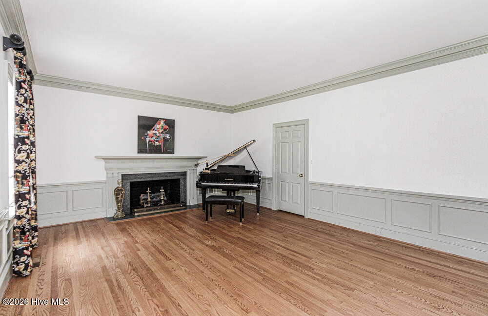 main property photo 58