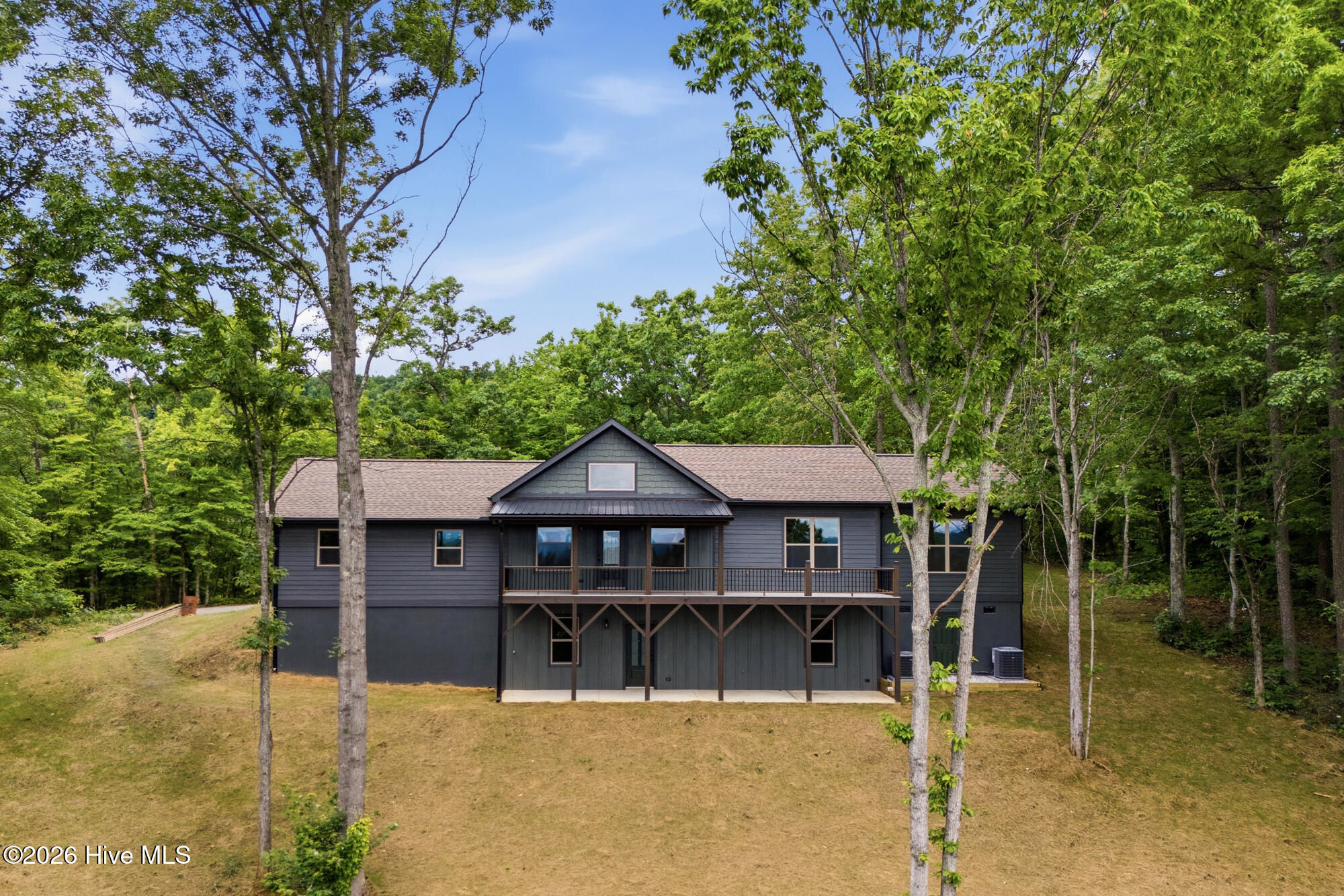 main property photo 32