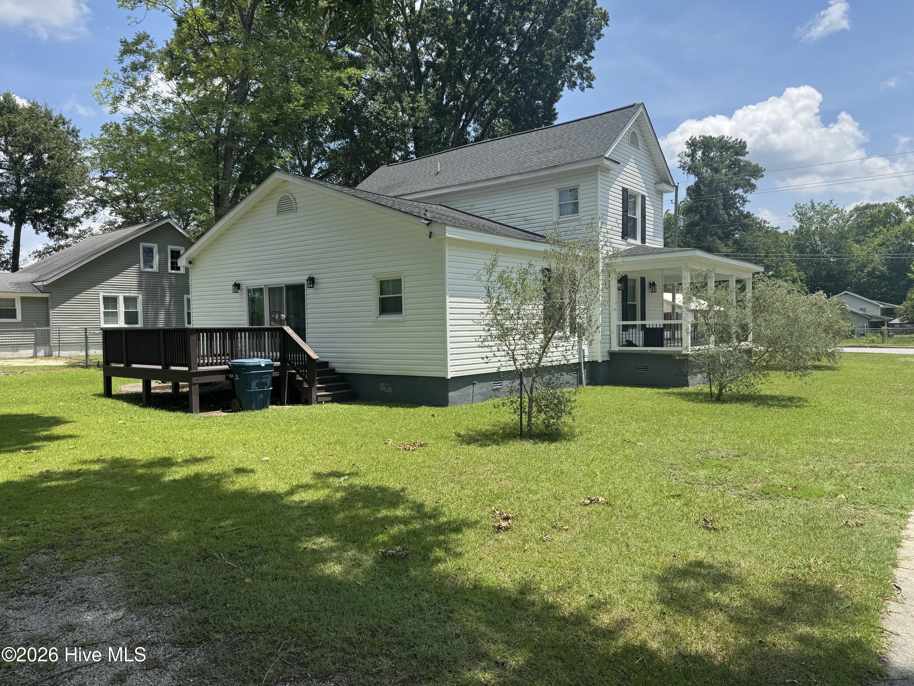 main property photo 31