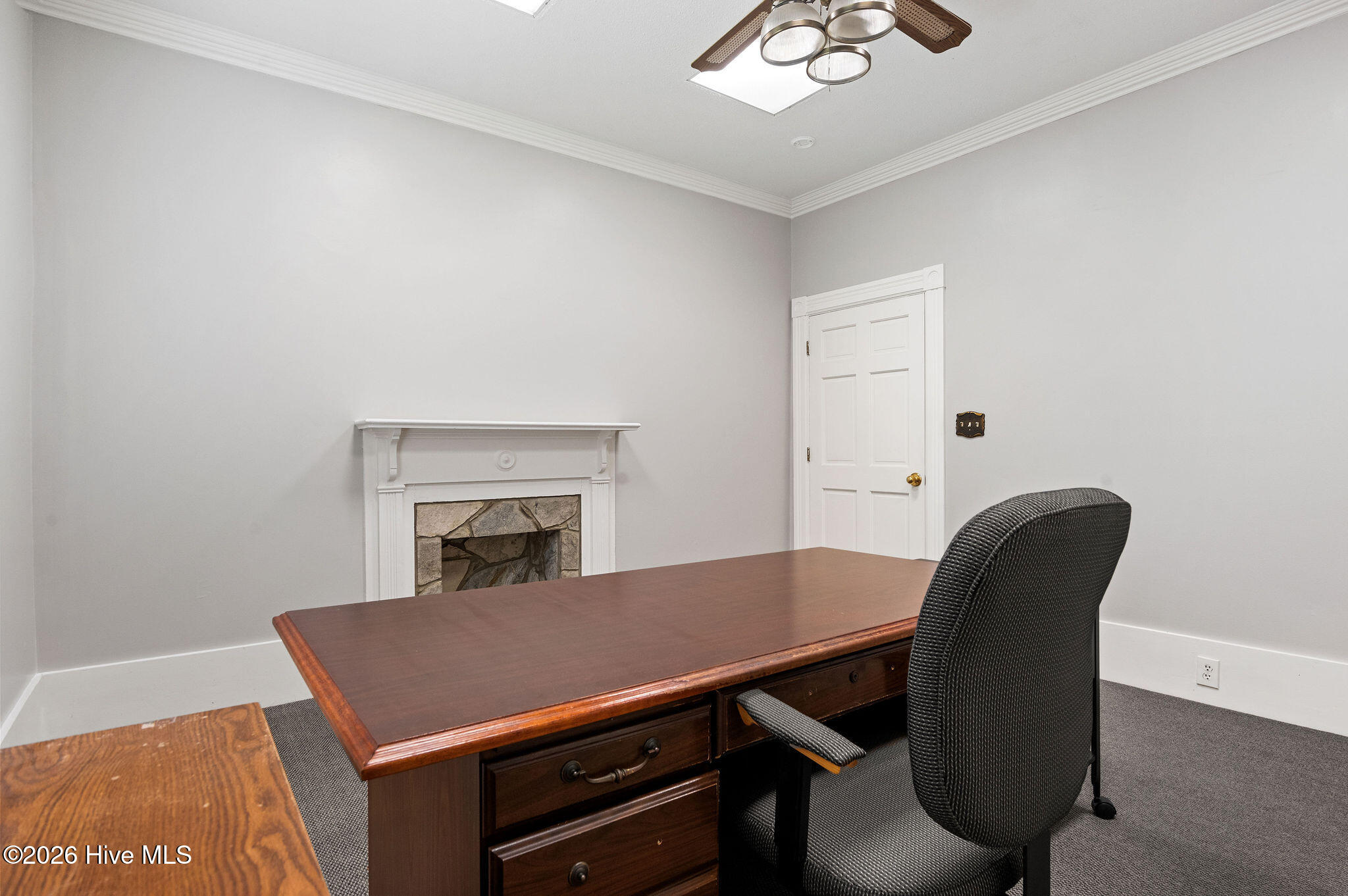 main property photo 18