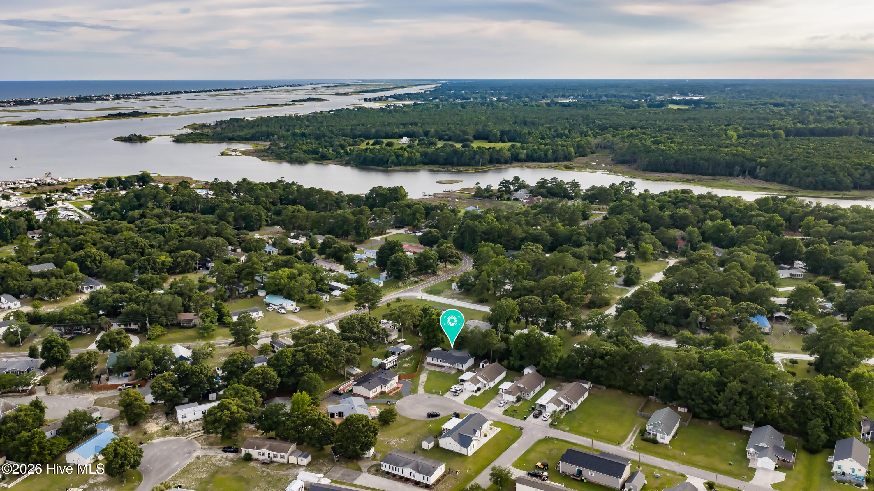 main property photo 40