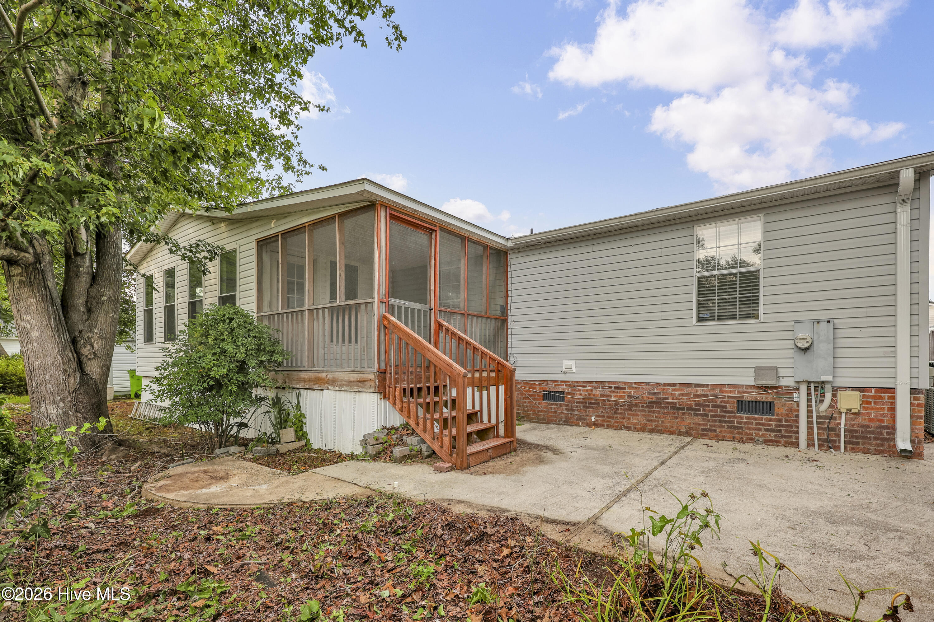 main property photo 46