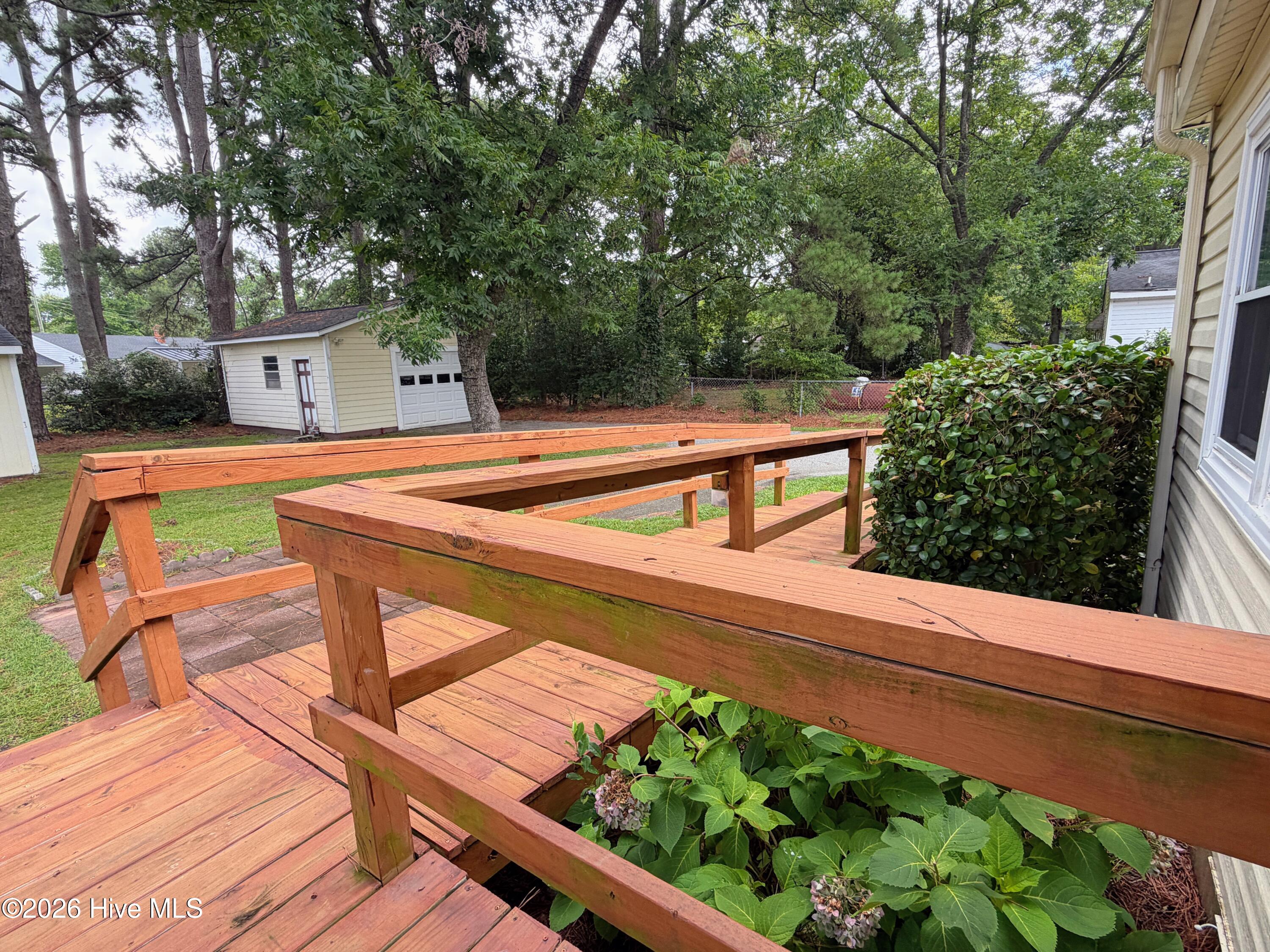 main property photo 37