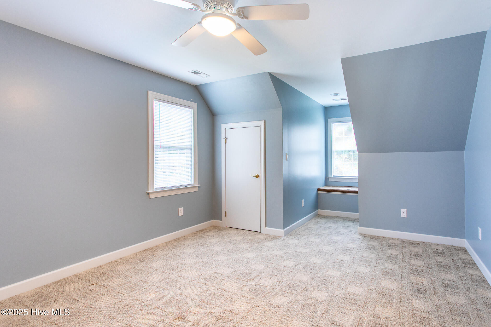 main property photo 67