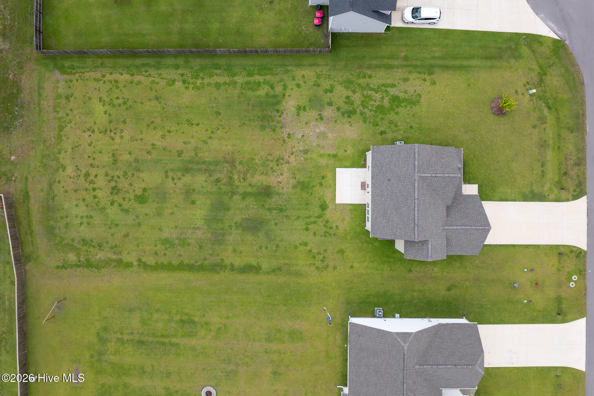 main property photo 45