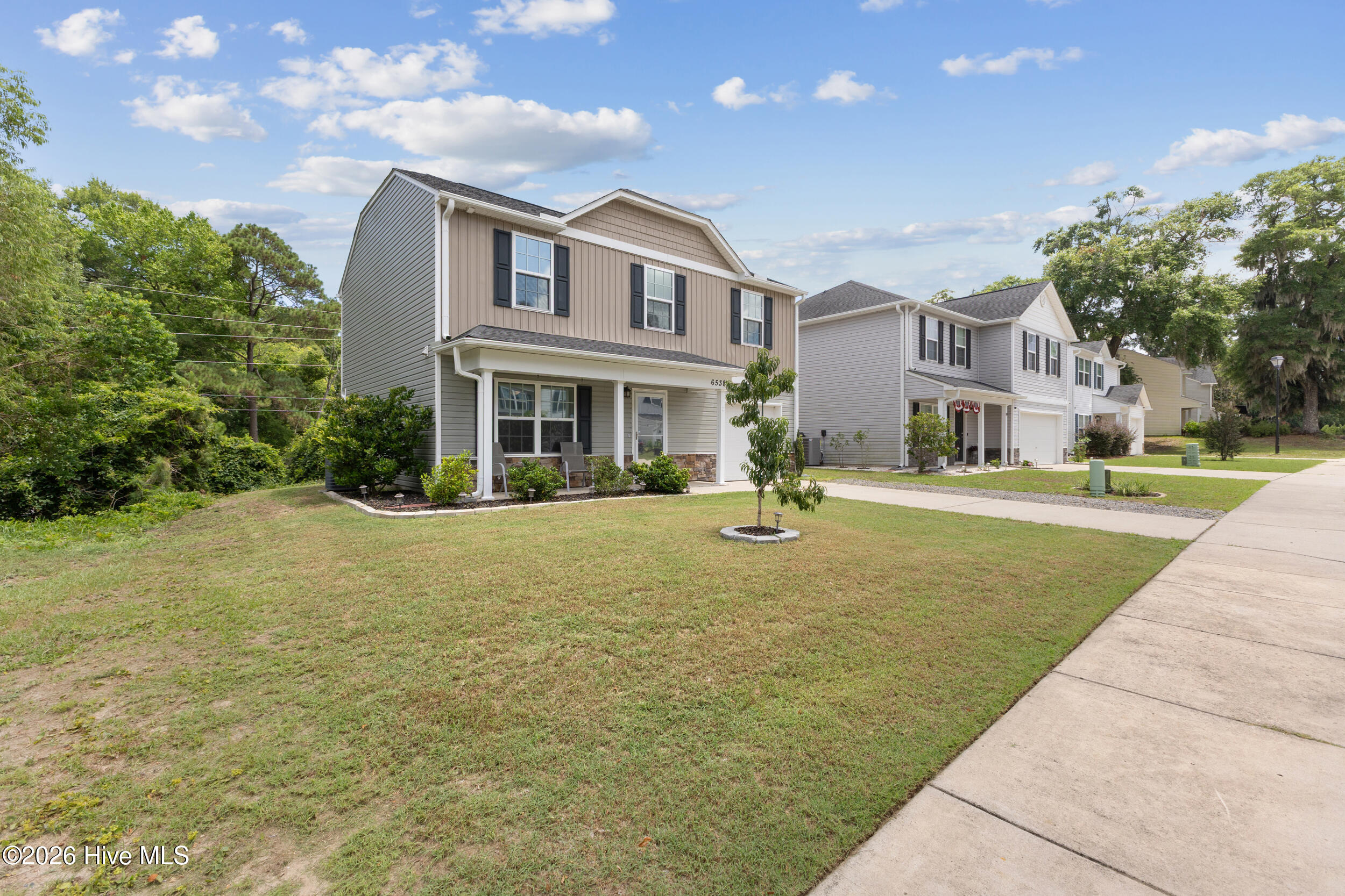 main property photo 3