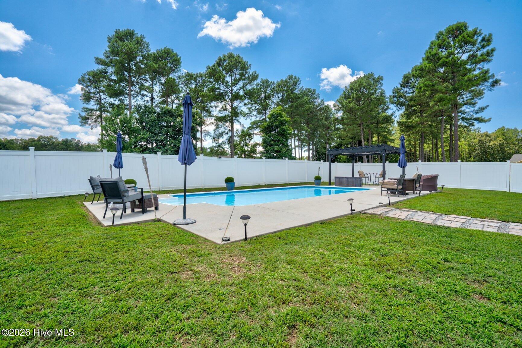 main property photo 51