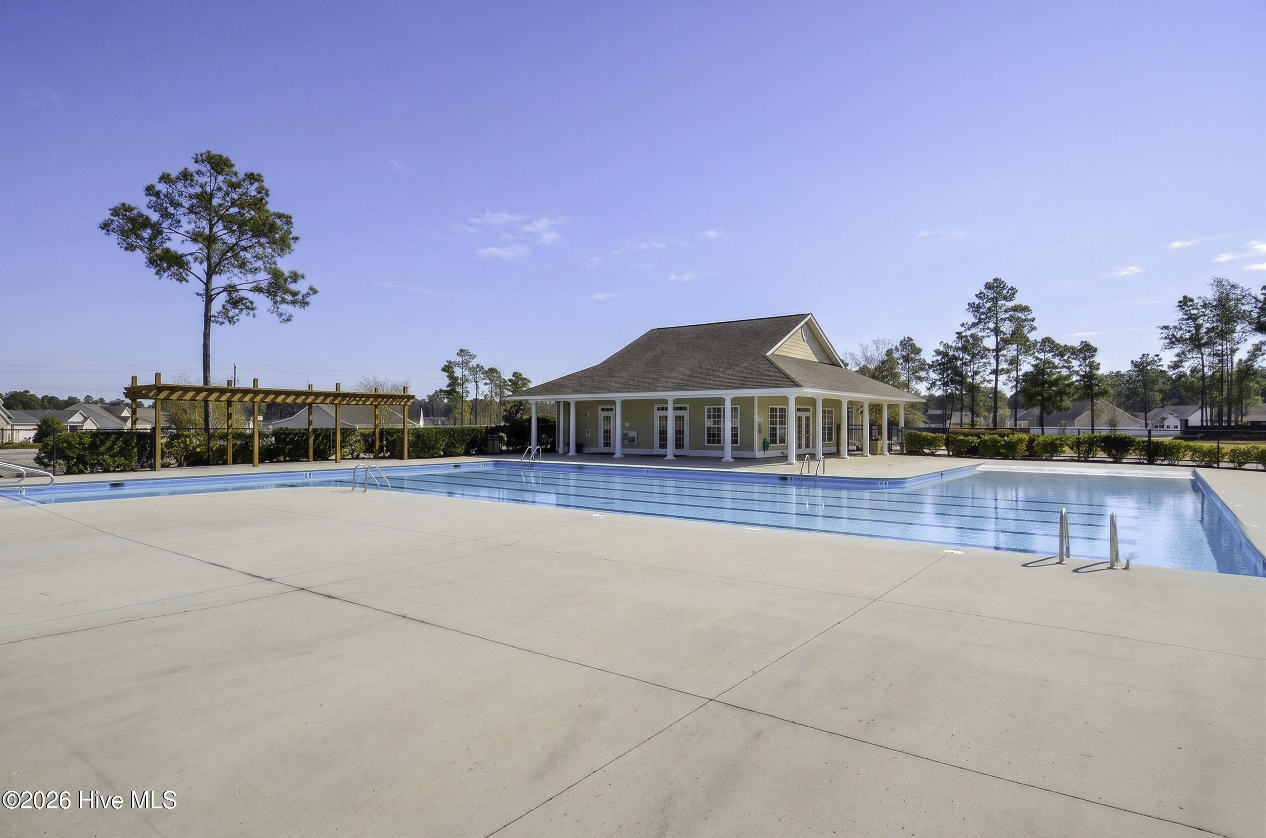 main property photo 41